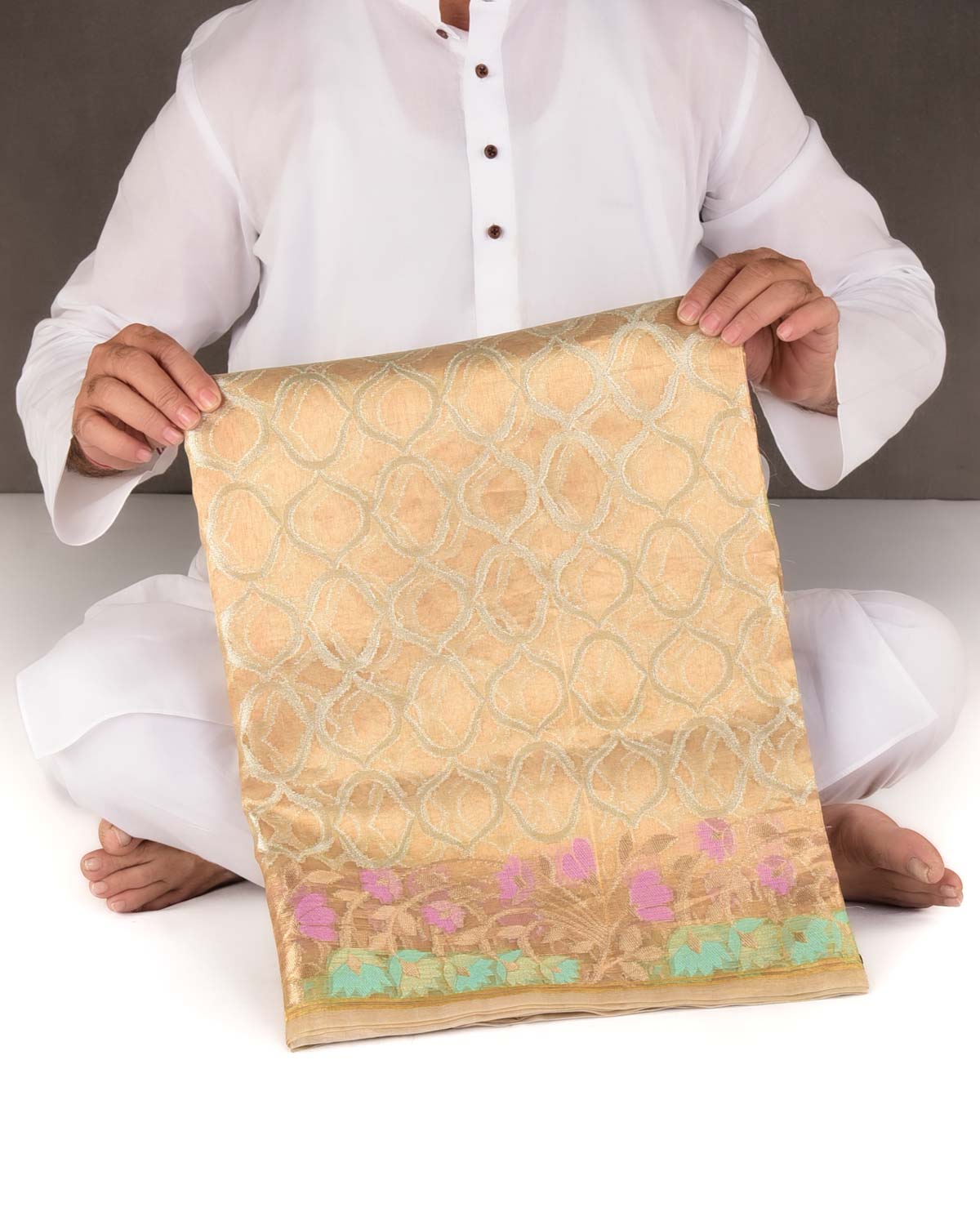 Metallic Gold Silver Zari Grids Cutwork Brocade Woven Tissue Banarasi Saree with Meenekari Border Pallu-HolyWeaves