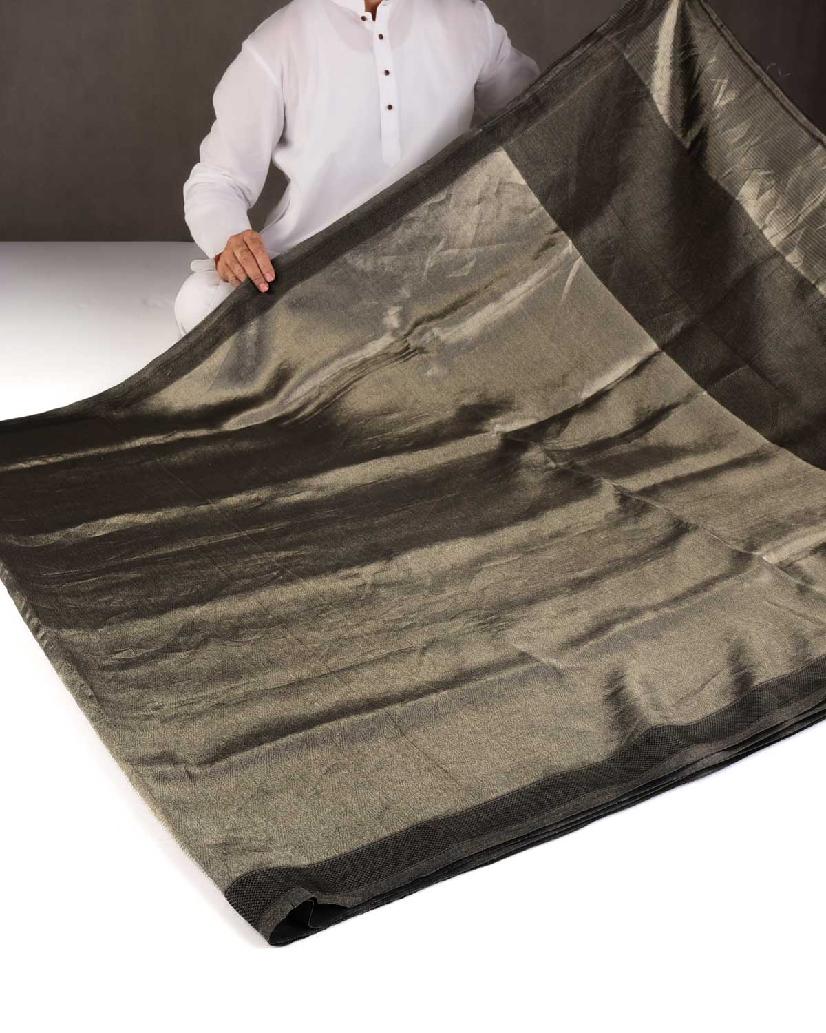 Metallic Silver WATERMARK Abstract Geometry Brocade Handwoven Kora Tissue Banarasi Saree-HolyWeaves