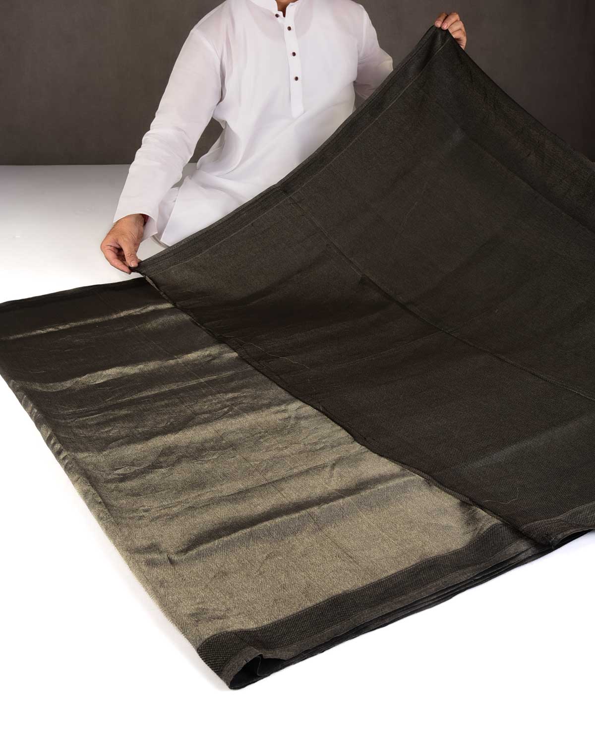Metallic Silver WATERMARK Abstract Geometry Brocade Handwoven Kora Tissue Banarasi Saree-HolyWeaves