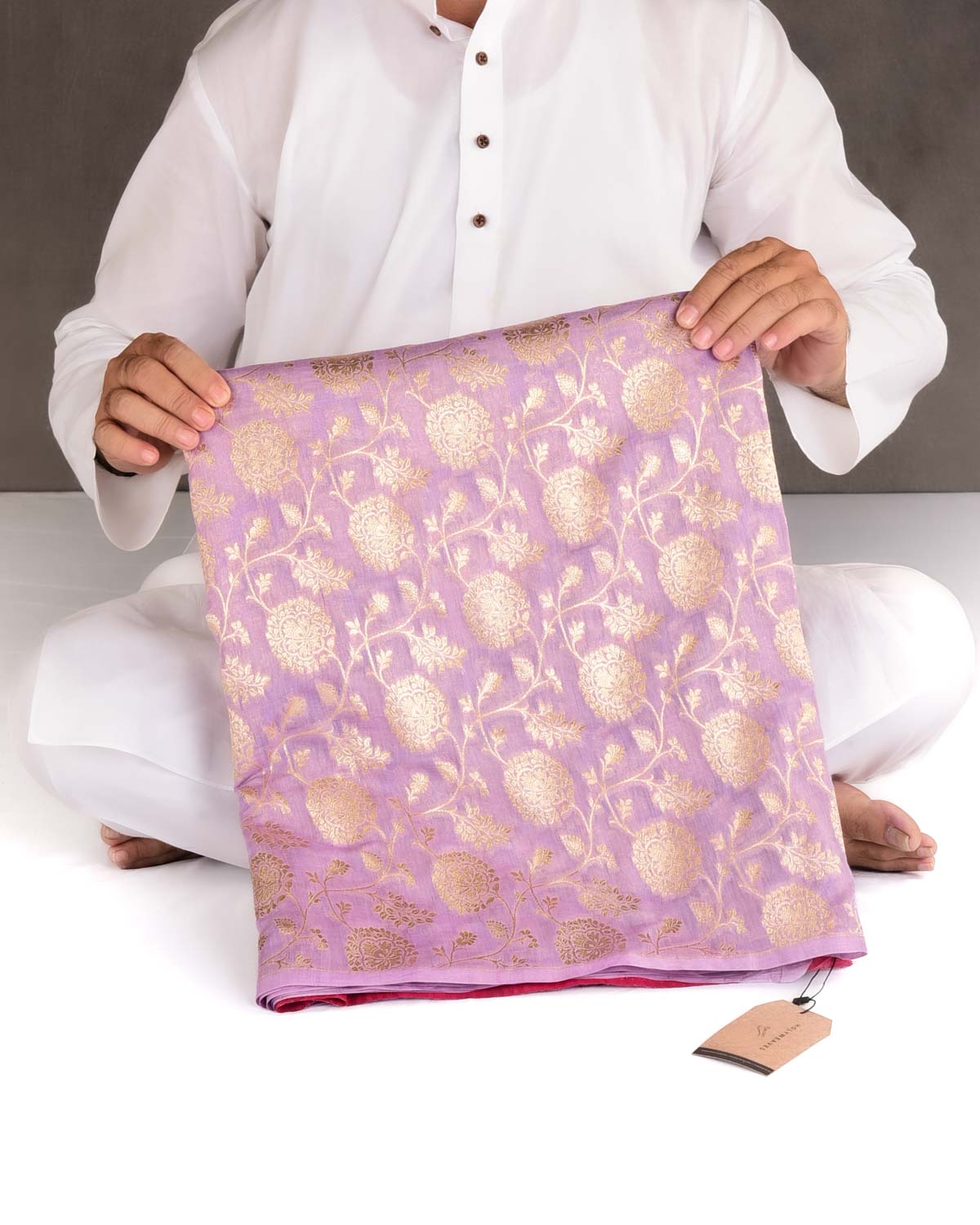 Mauve Dye Gold Zari Floral Jaal Cutwork Brocade Woven Cotton Silk Banarasi Saree