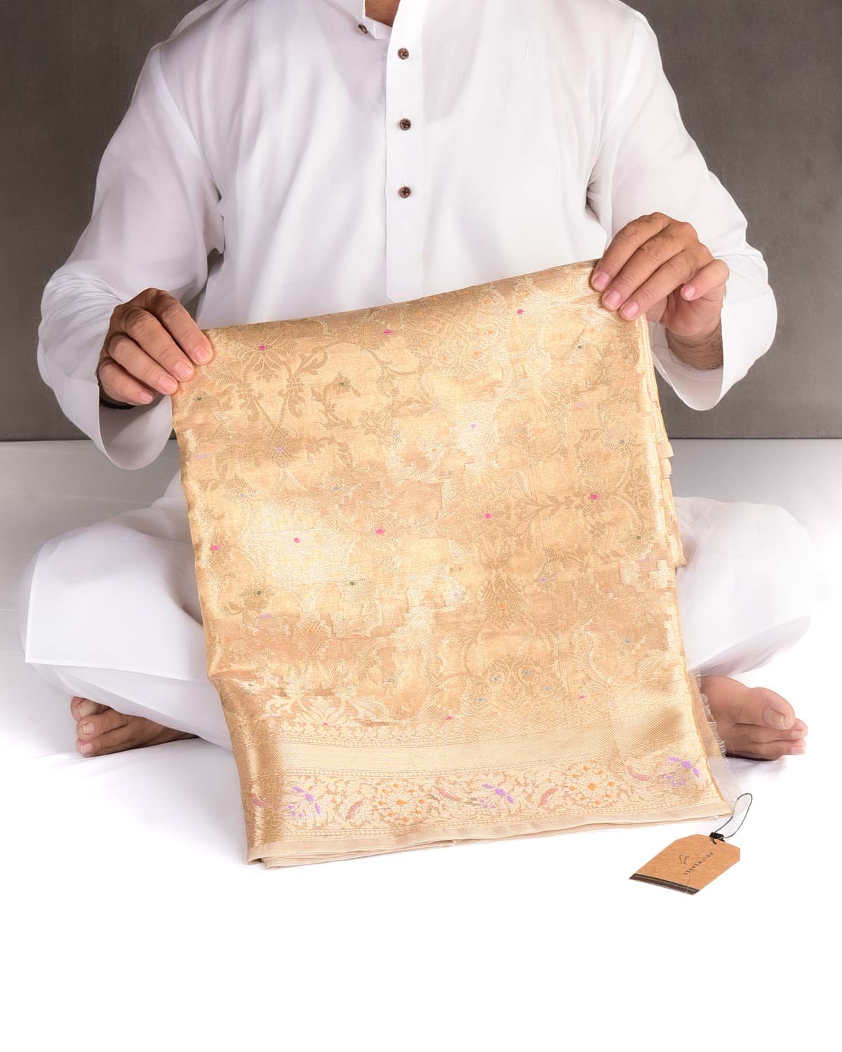 Metallic Gold Zari Floral Meenekari Jaal Brocade Woven Kora Tissue Banarasi Saree
