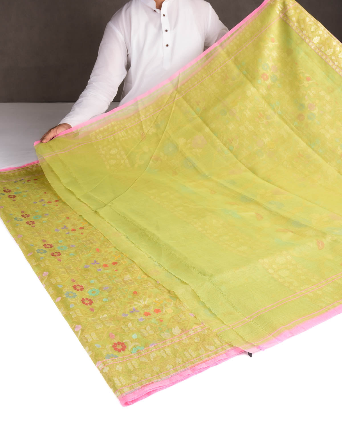 Green Sona Rupa Zari and Meenekari Paudi Cutwork Brocade Handwoven Kora Silk Banarasi Saree
