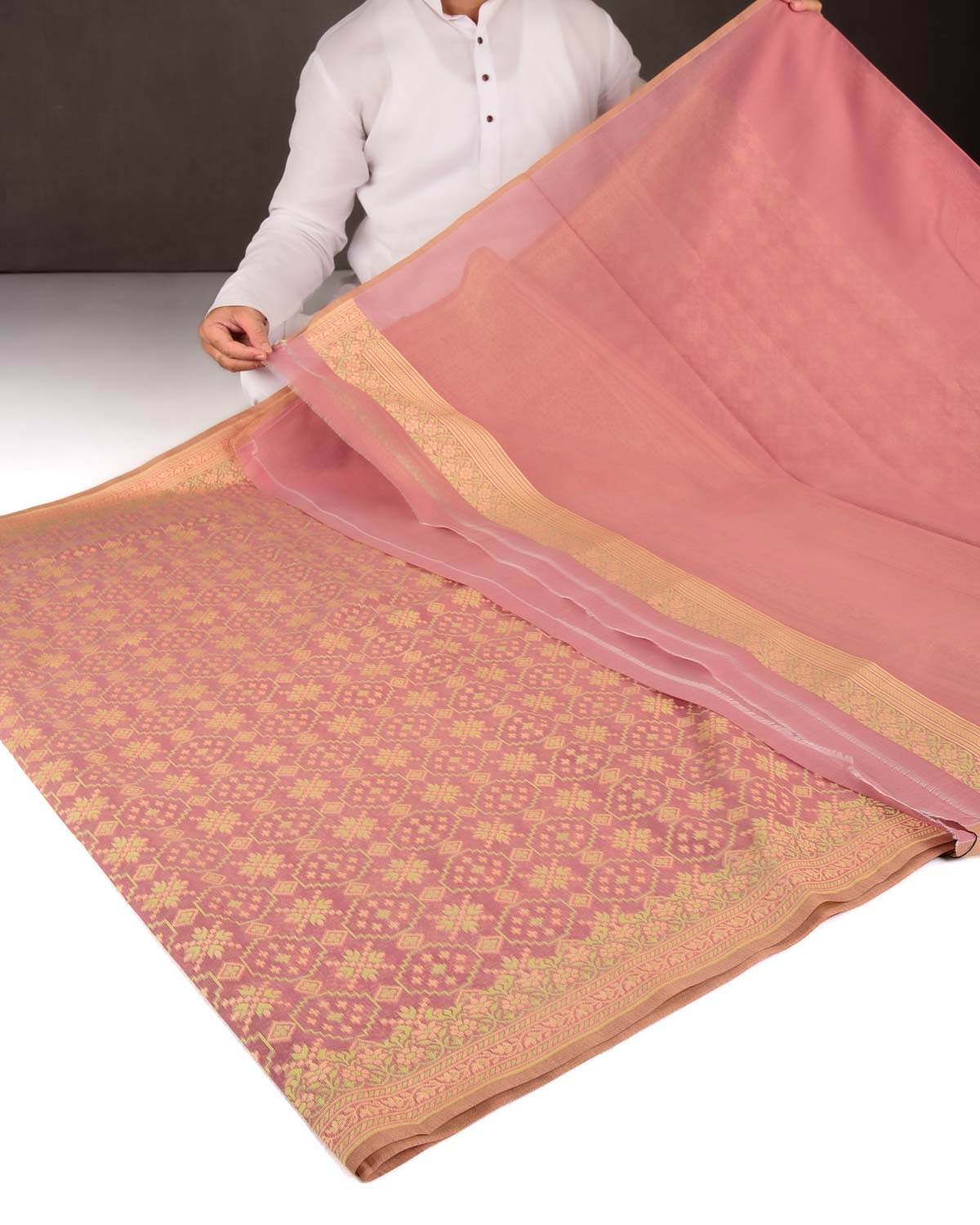 Mauve Resham Patola Cutwork Brocade Woven Art Cotton Silk Banarasi Saree-HolyWeaves