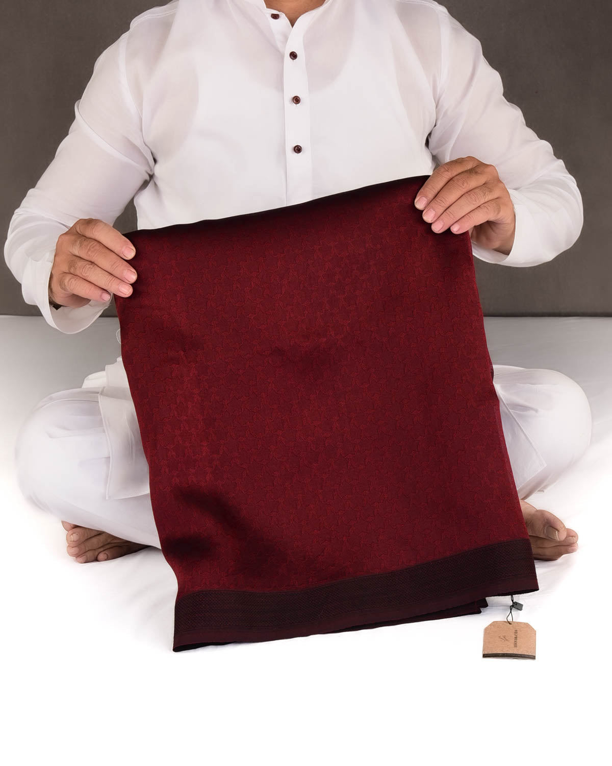 Maroon WATERMARK Stars Tanchoi Handwoven Kora Silk Banarasi Saree-HolyWeaves