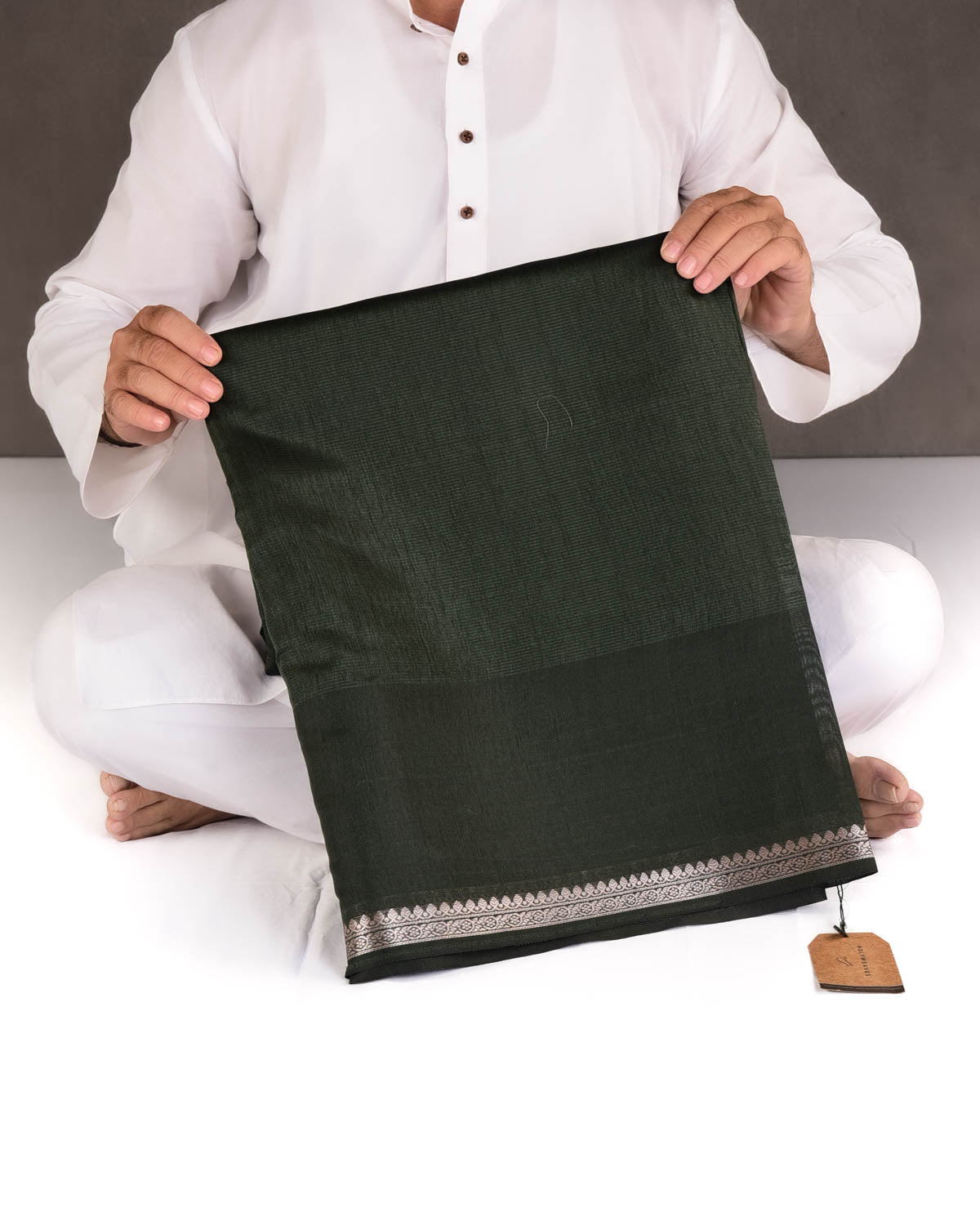 Textured Green Gold Zari Border Pallu Cutwork Brocade Woven Poly Dupion Banarasi Saree