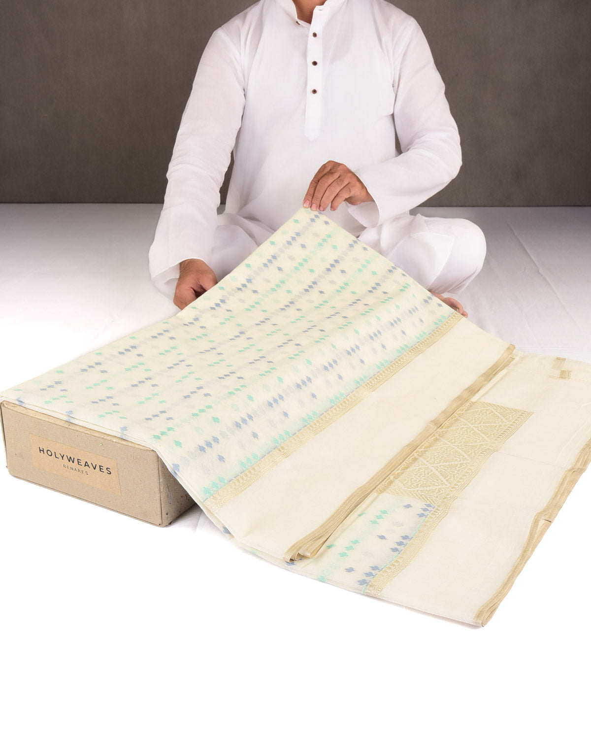 Blue-Green on Cream Resham Leaf Scatter Buti Cutwork Brocade Woven Art Cotton Silk Banarasi Saree