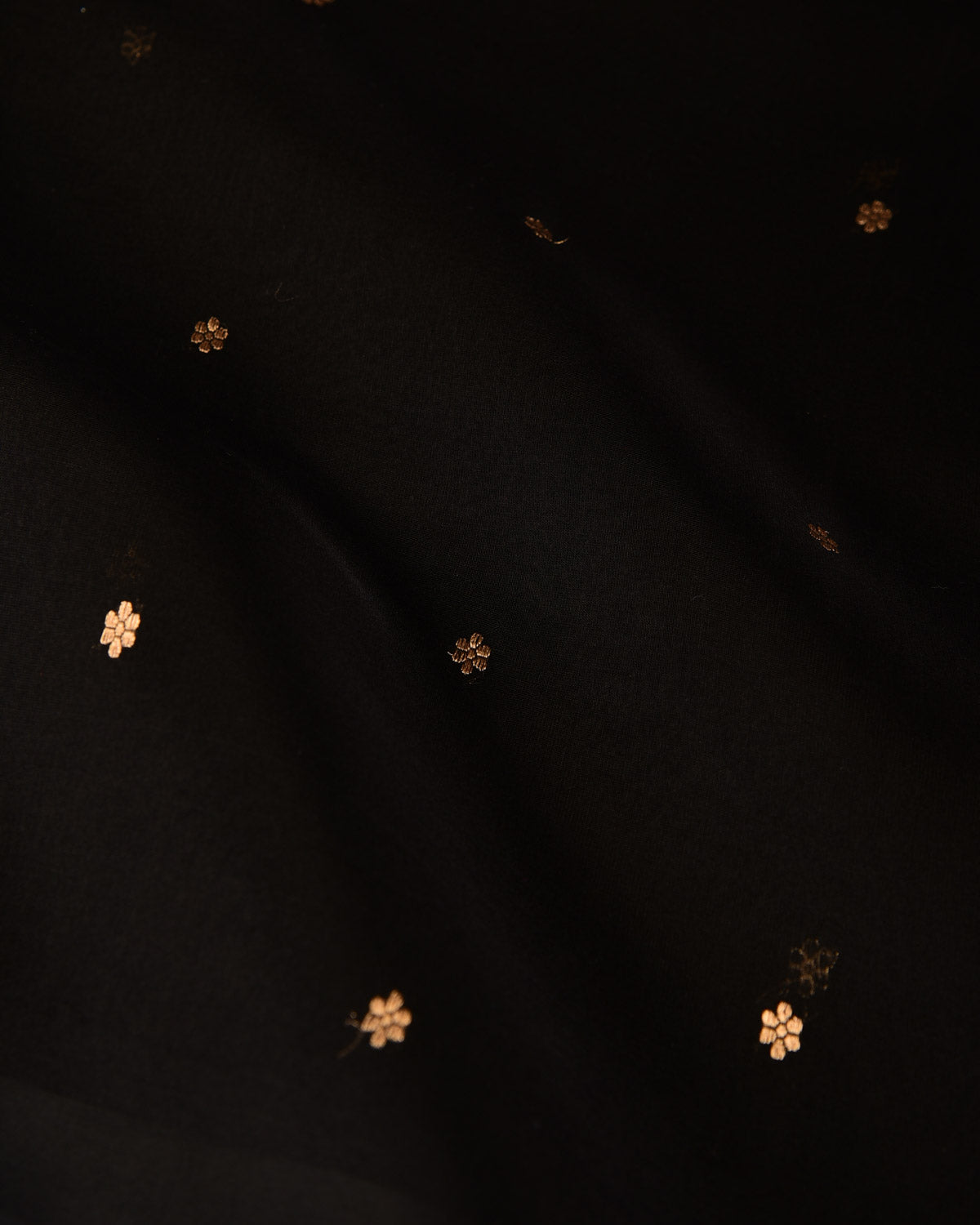 Black Gold Zari Buti Kadhuan Brocade Handwoven Kora Silk Banarasi Saree
