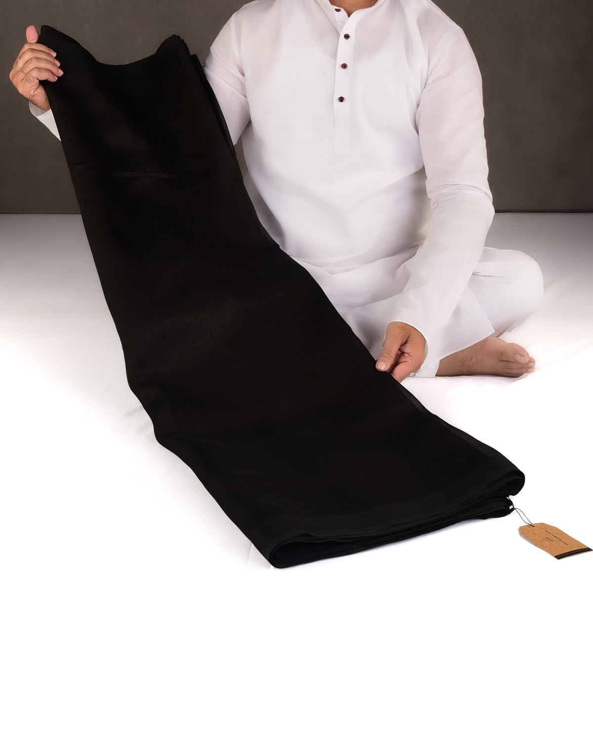 Black Chakri Tanchoi Woven Kora Silk Banarasi Saree-HolyWeaves