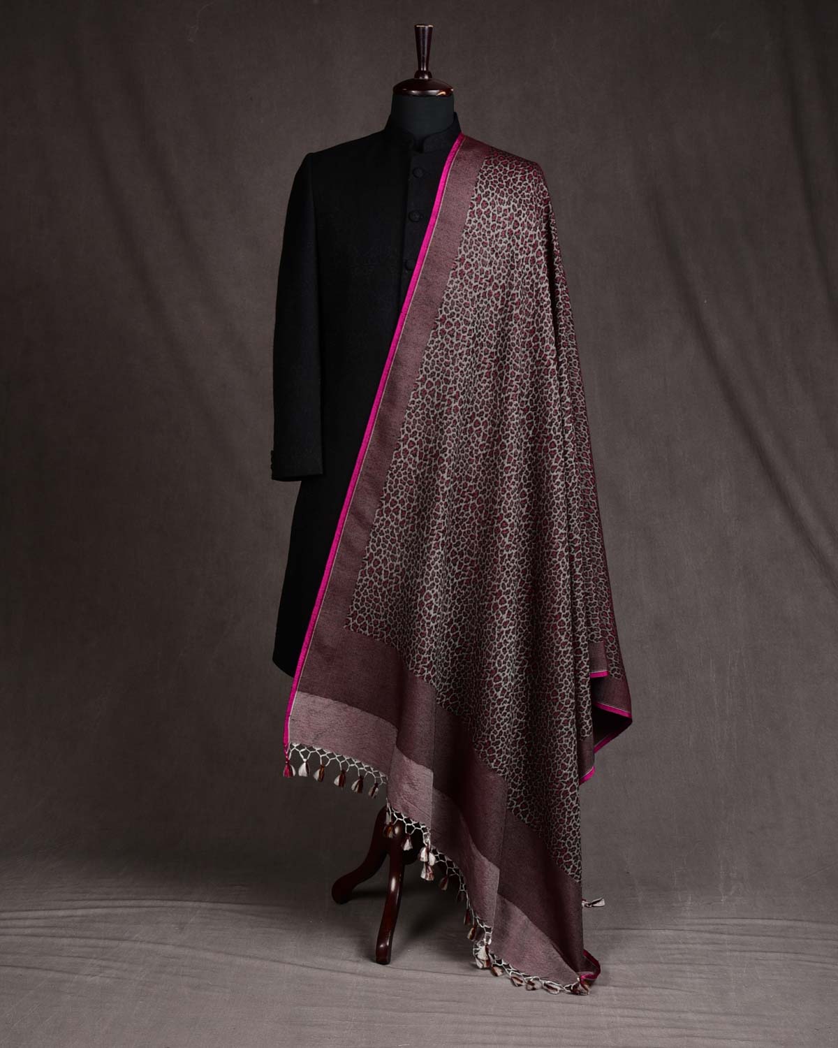 Gray Banarasi Leopard Stripes Brocade Handwoven Silk-Wool Unisex Shawl-HolyWeaves