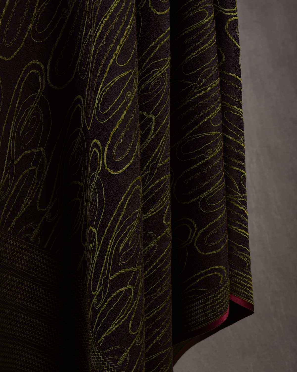 Olive Brown Paisley Satin Tanchoi Handwoven Silk Wool Banarasi Shawl-HolyWeaves