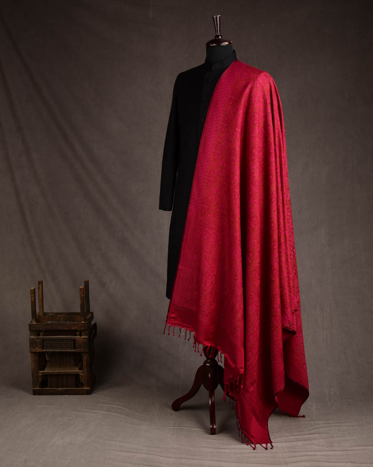 Pink on Maroon Tehra Traditional Jamawar Handwoven Silk Wool Unisex Dress Shawl-HolyWeaves