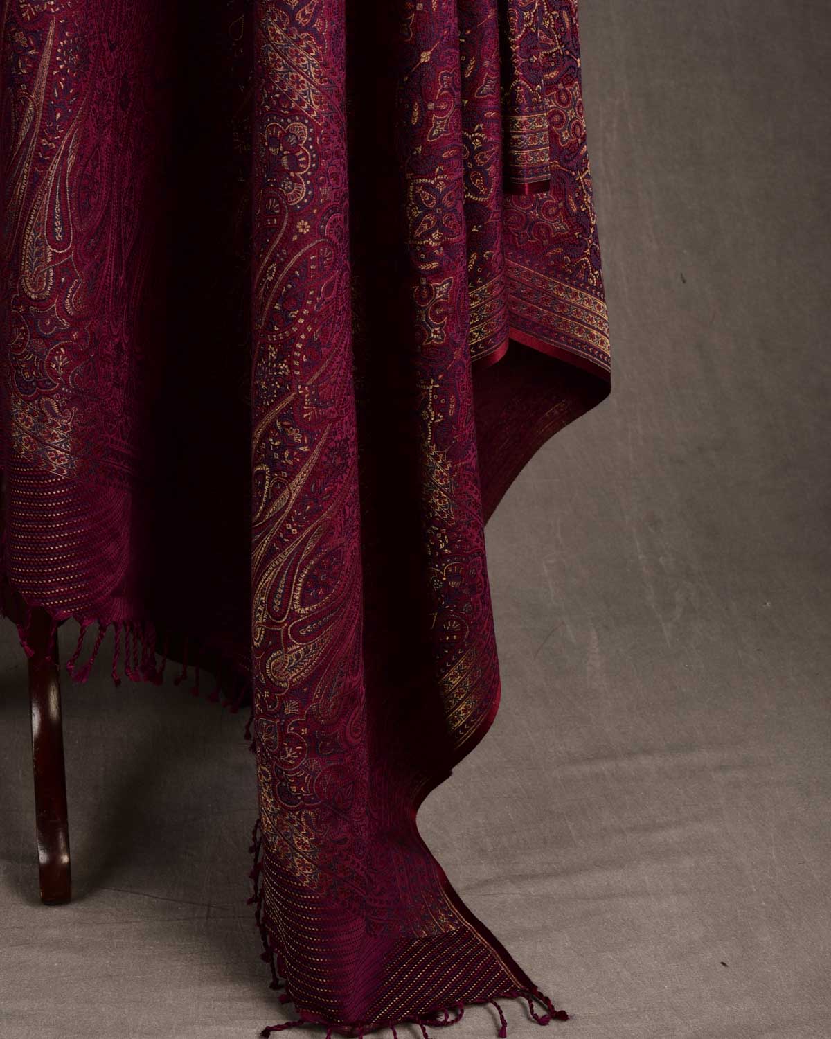 Maroon Tehra Traditional Jamawar Handwoven Silk Wool Unisex Dress Shawl with Gold Zari-HolyWeaves