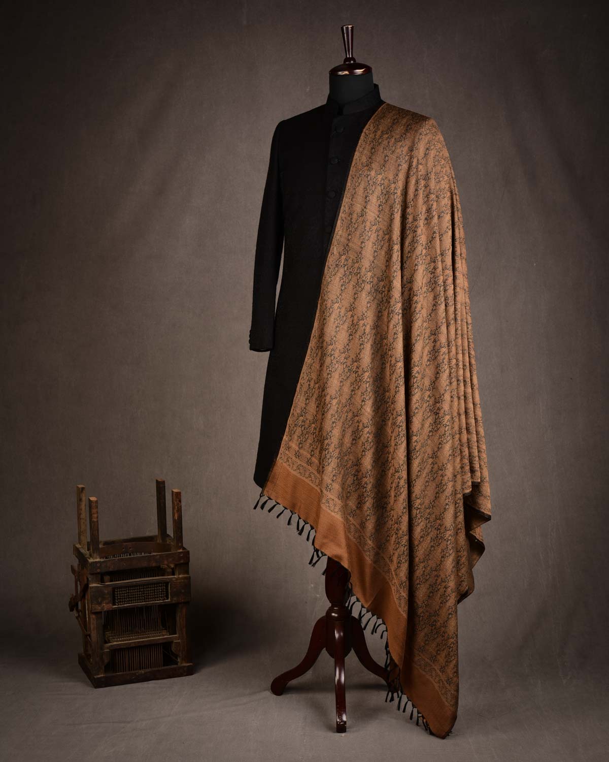 Brown Paisley Tanchoi Handwoven Silk Wool Banarasi Shawl-HolyWeaves