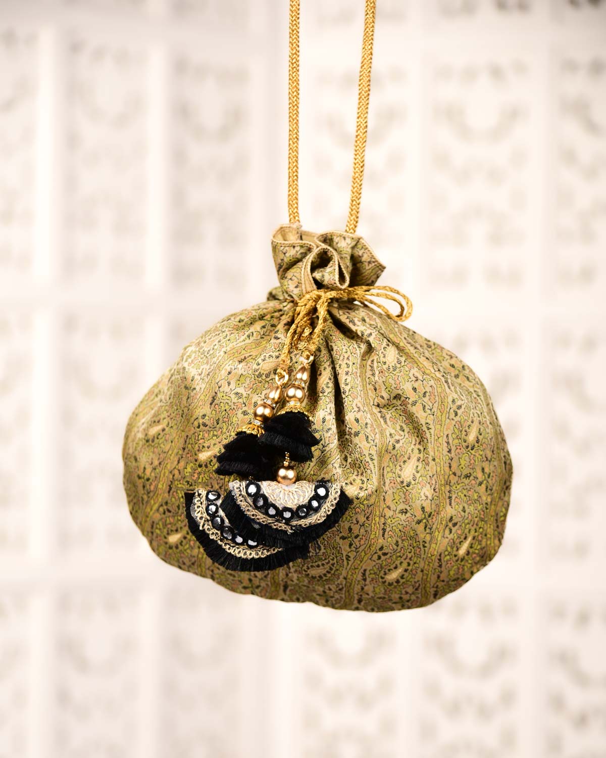 Moss Green Banarasi Gold & Silver Zari Pejali Jaal Jamawar Handwoven Silk Potli 10"x10"-HolyWeaves