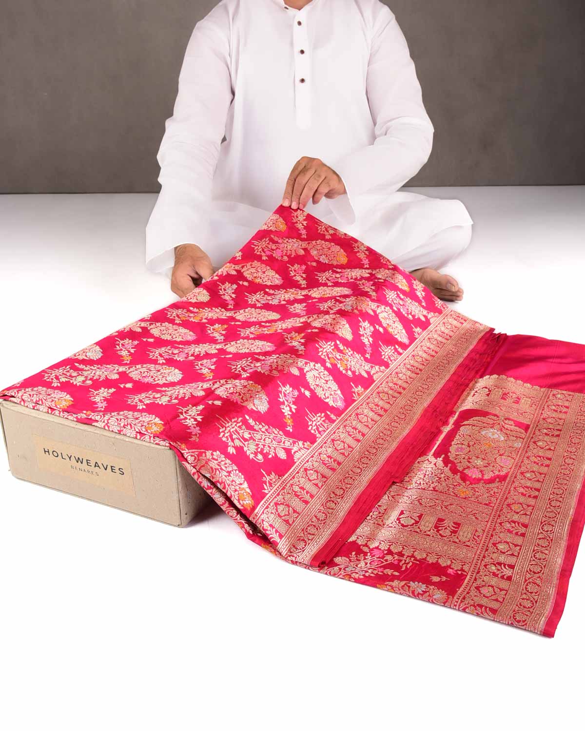 Shot Red-Pink Tehra Floral Jaal Cutwork Brocade Handwoven Katan Silk Banarasi Saree-HolyWeaves