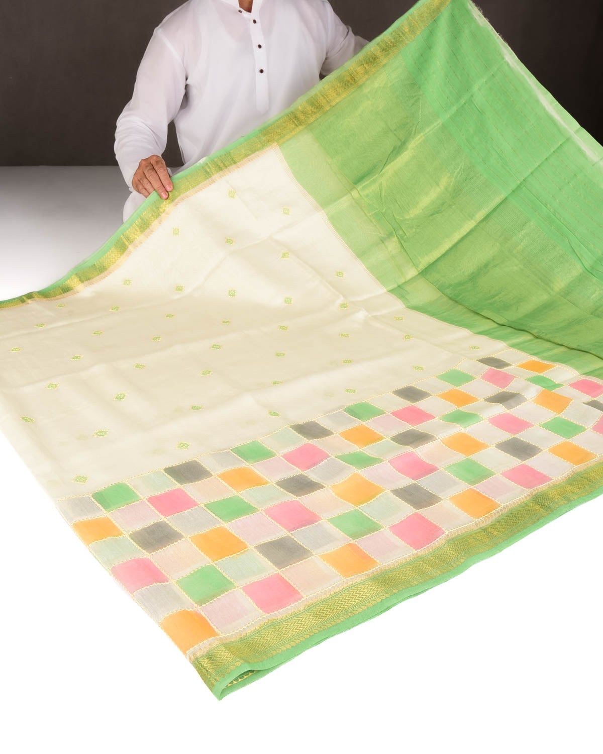 Ivory White Chequered Hand Brush Dye Brocade Cotton Silk Banarasi Saree with Green Border Pallu-HolyWeaves