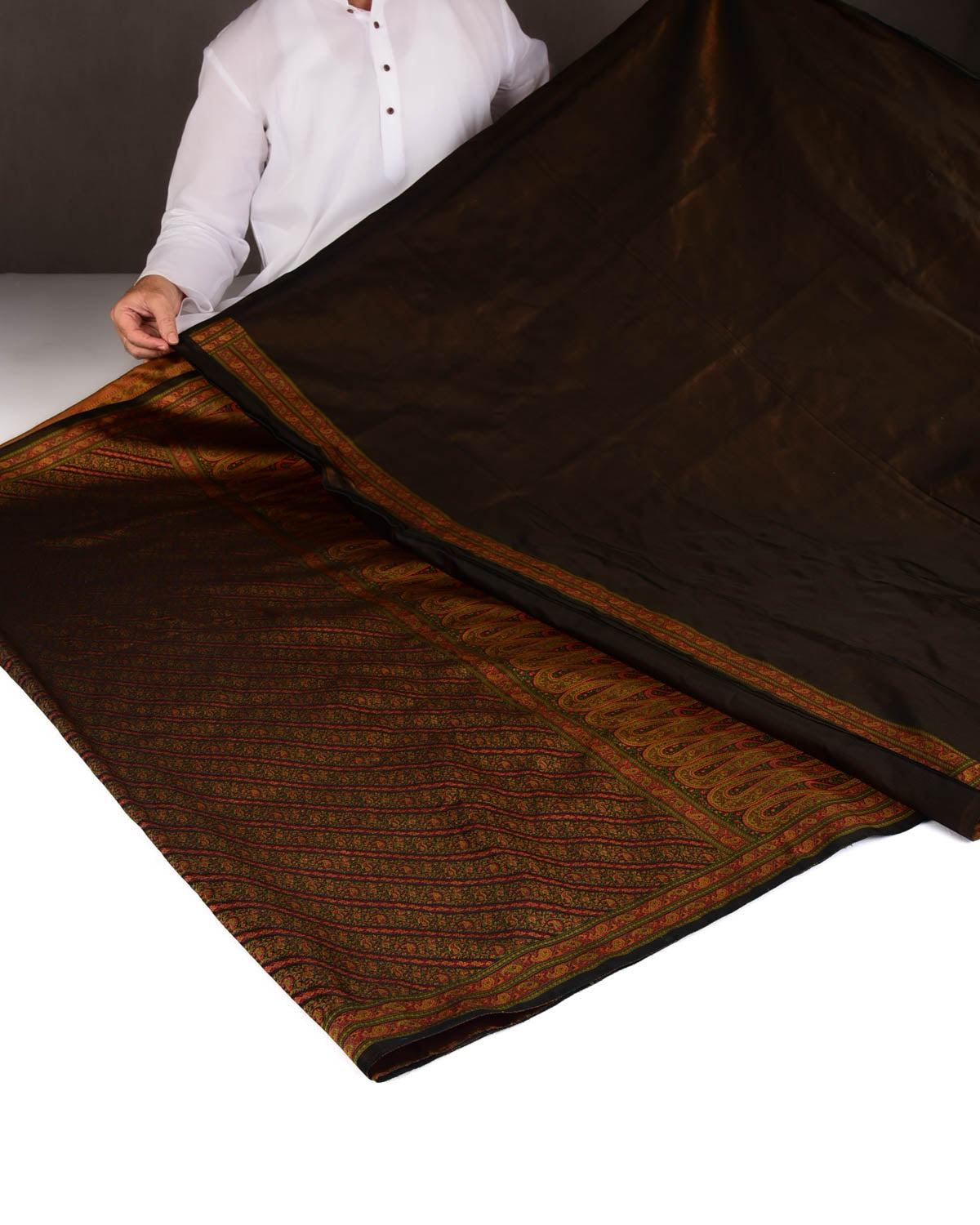 Black Satin Tanchoi Aada Paisley Jamawar Handwoven Katan Silk Banarasi Saree-HolyWeaves