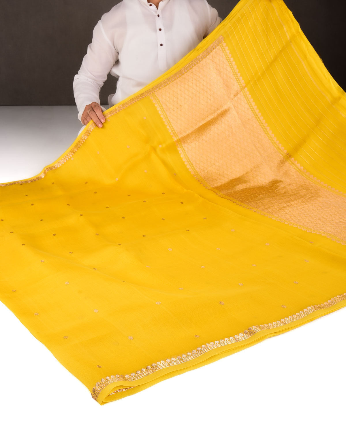 Yellow Gold Zari Kadhuan Buti Kadhuan Brocade Handwoven Kora Silk Banarasi Saree