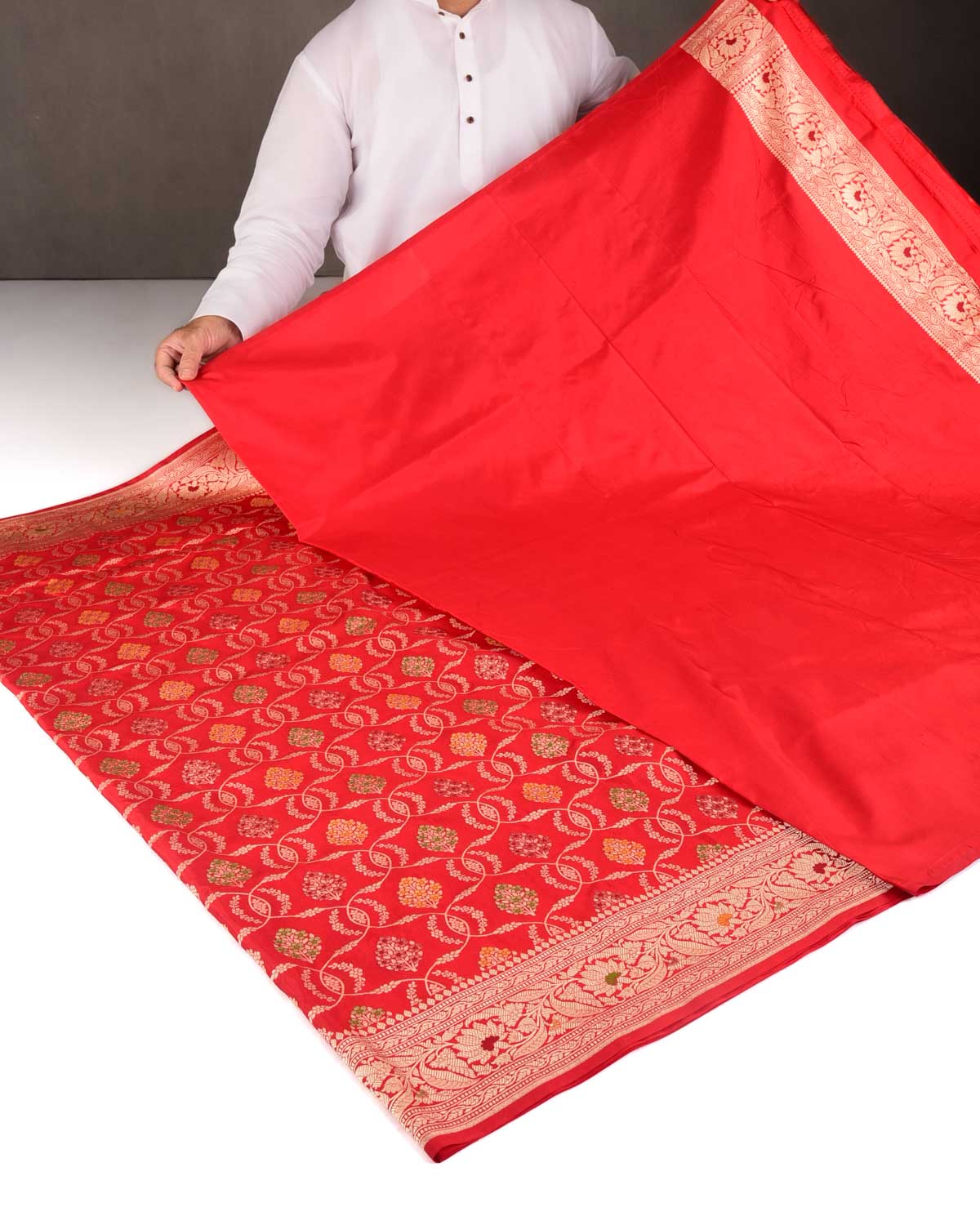Red Gold Zari Jangla Cutwork Brocade Handwoven Katan Tissue Banarasi Saree