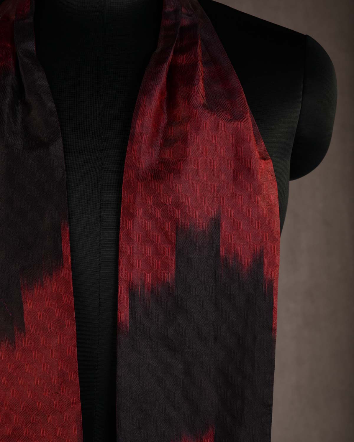 Ombre Metallic Maroon Metropolis Handwoven Silk Ascot Tie-HolyWeaves
