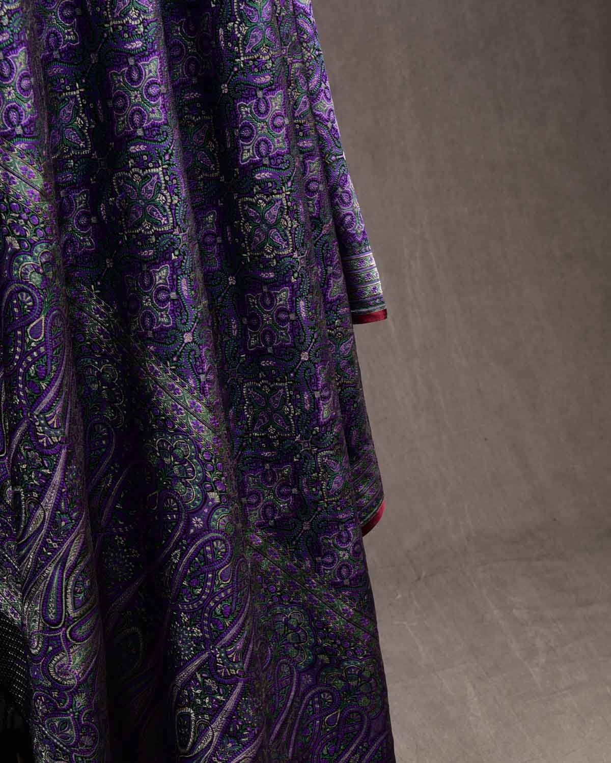 Green Purple Tehra Jamawar Brocade Handwoven Katan Silk Banarasi Dupatta-HolyWeaves
