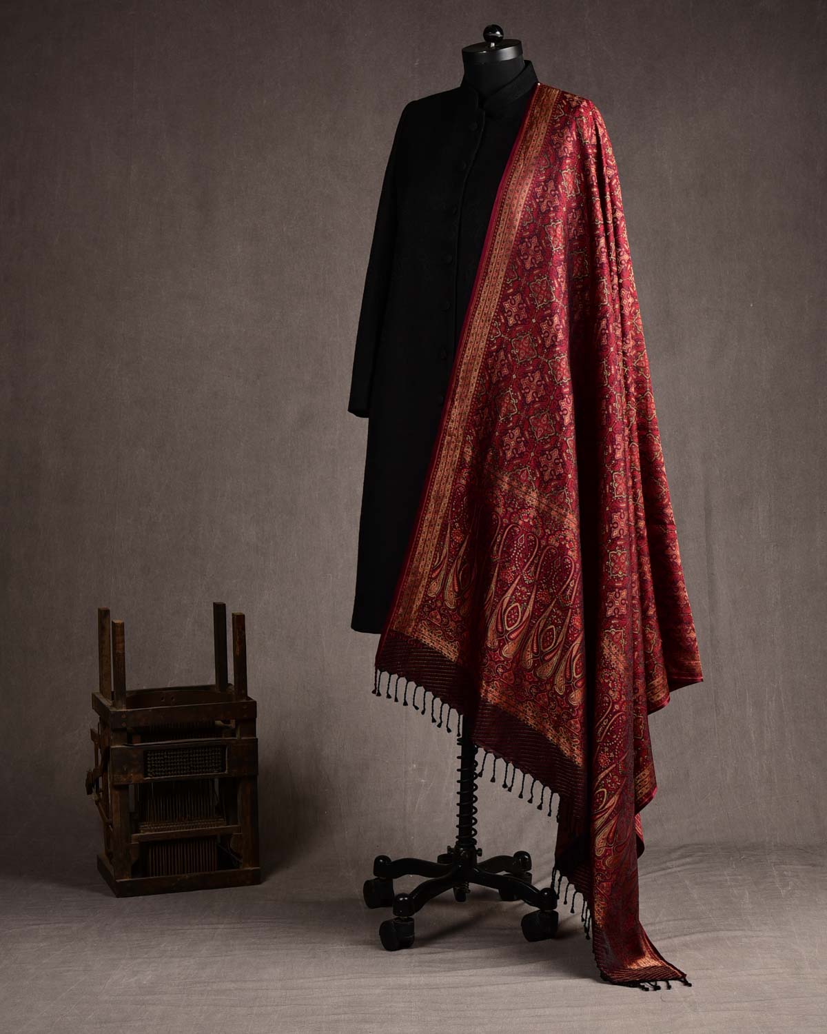 Maroon Tehra Jamawar Brocade Handwoven Katan Silk Banarasi Dupatta-HolyWeaves