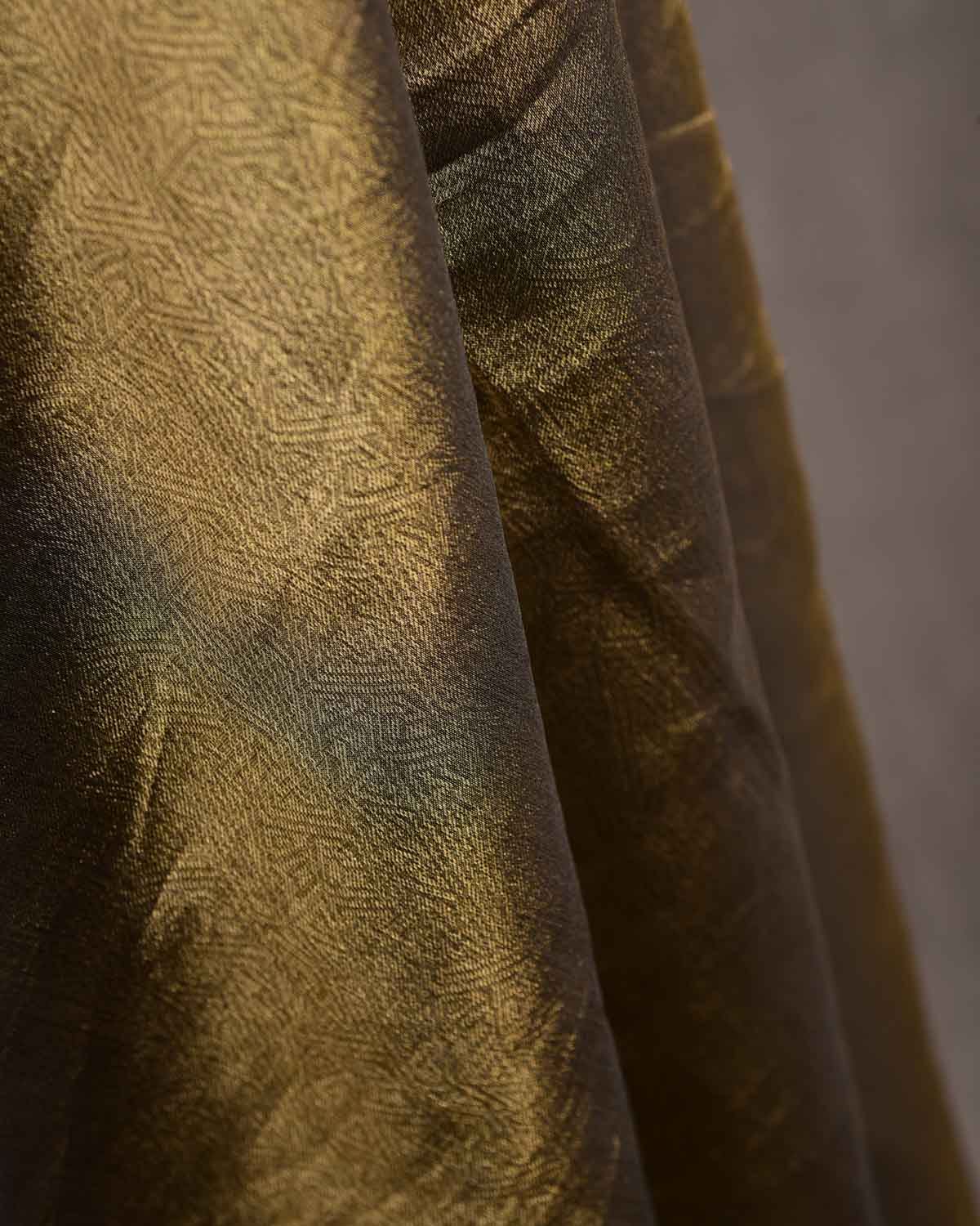 Metallic Antique Gold WATERMARK Abstract Geometry Brocade Handwoven Kora Tissue Banarasi Dupatta-HolyWeaves
