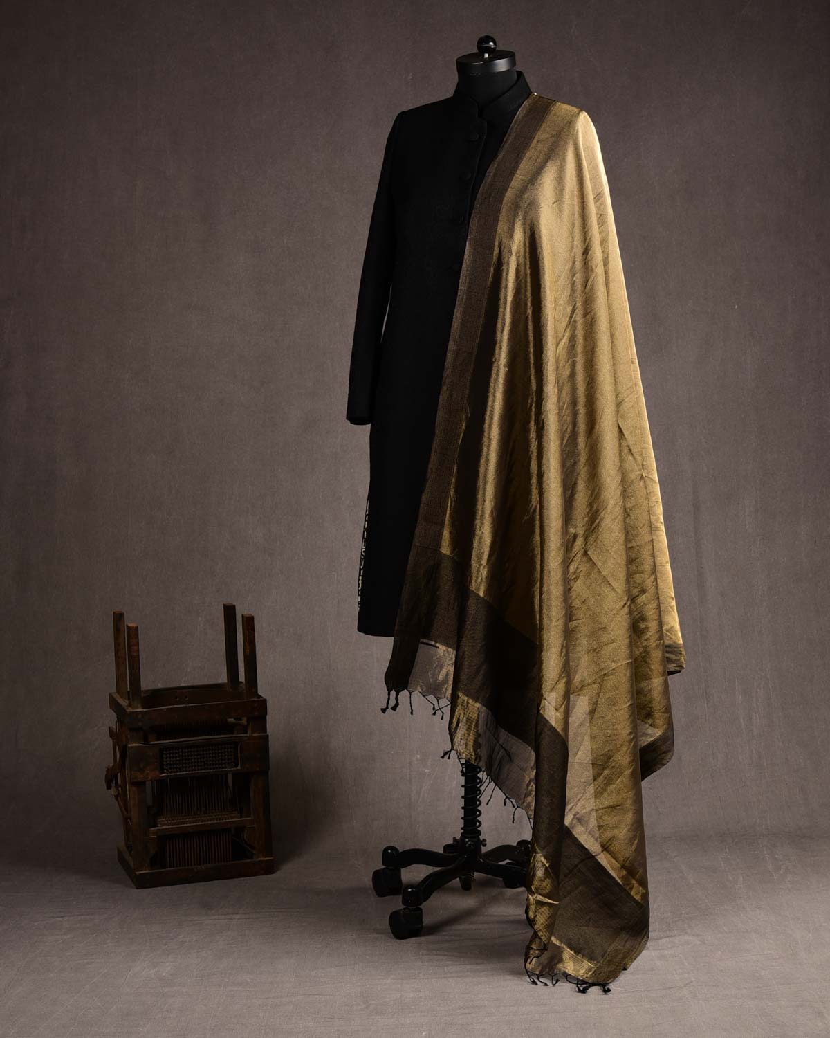 Metallic Antique Gold WATERMARK Abstract Geometry Brocade Handwoven Kora Tissue Banarasi Dupatta-HolyWeaves