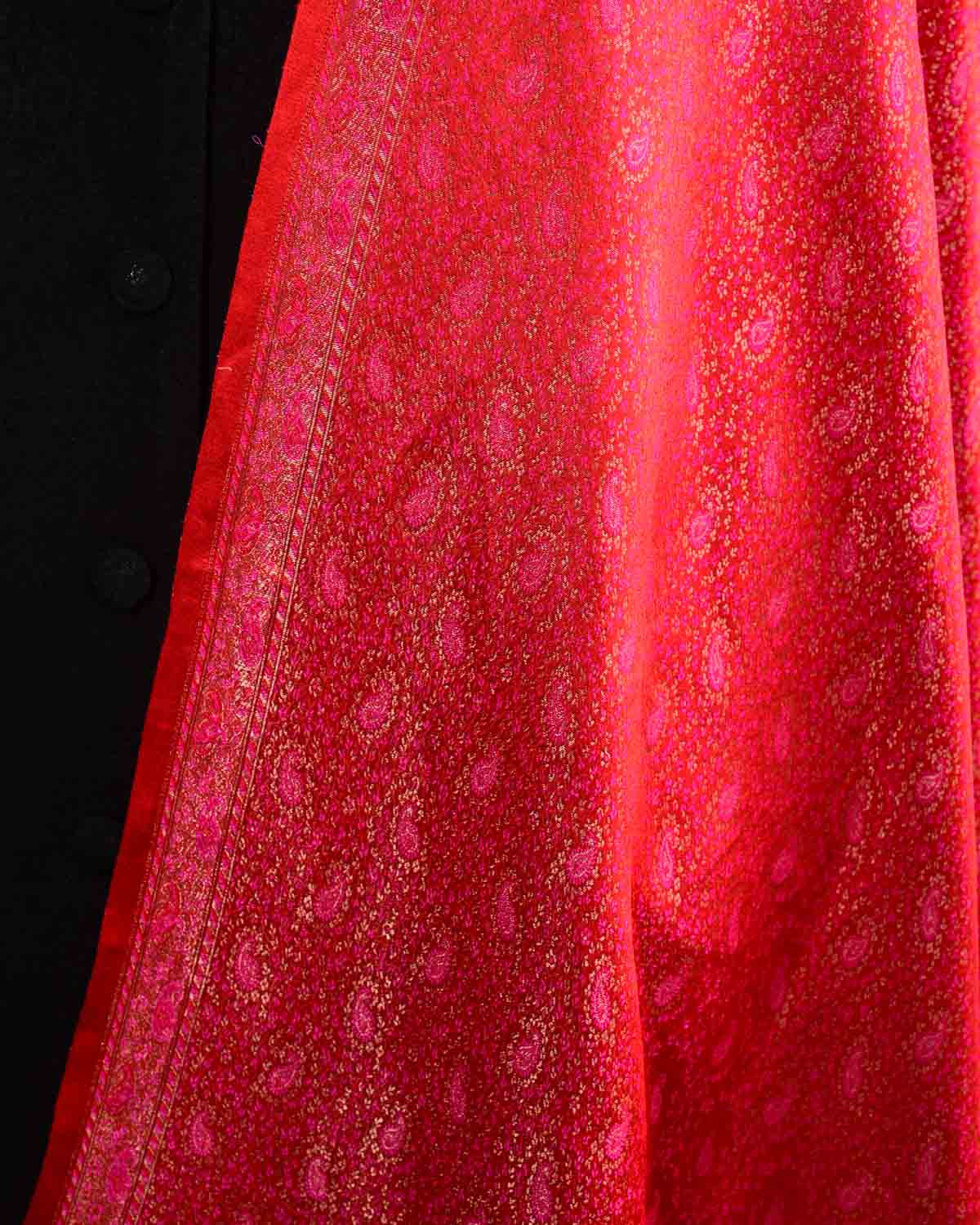 Bridal Red Tehra Paisley Satin Tanchoi Jamawar Handwoven Katan Silk Banarasi Dupatta-HolyWeaves