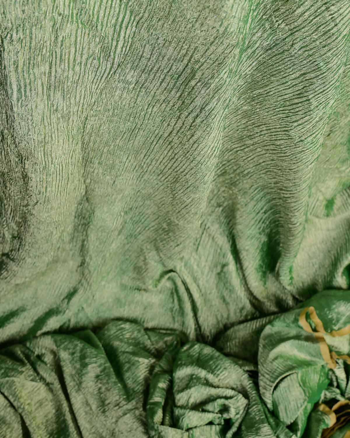Green Crush Zari Brocade Woven Tissue Banarasi Fabric