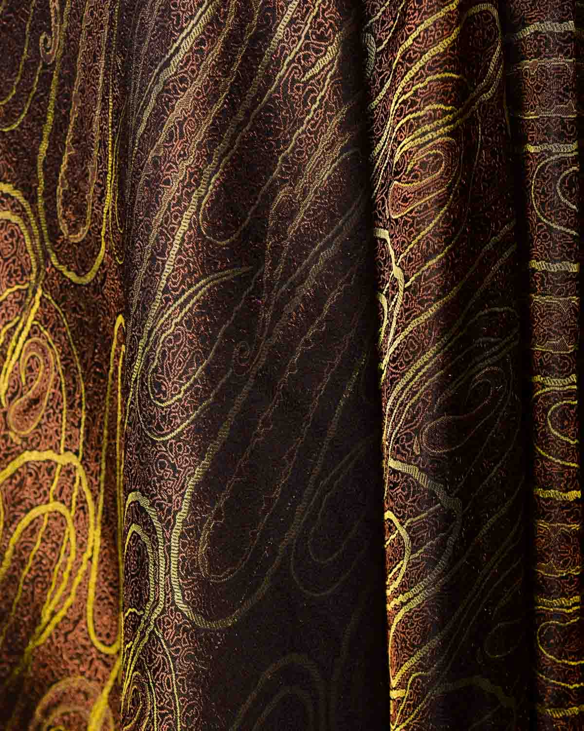 Metallic Black Gold & Antique Zari Paisleys Satin Tanchoi Handwoven Katan Silk Banarasi Fabric-HolyWeaves