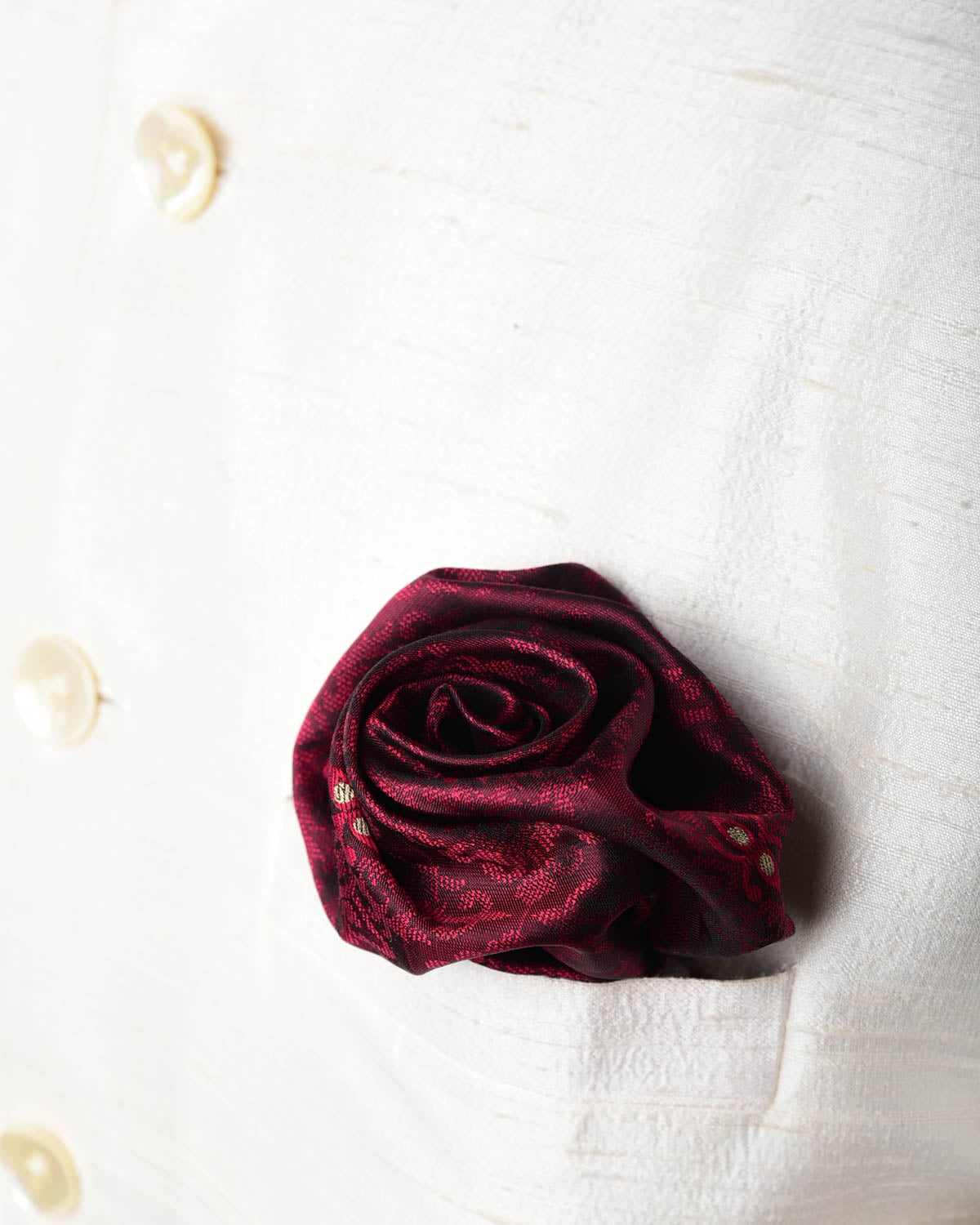 Maroon Rhombus Damask Tanchoi Brocade Handwoven Silk Pocket Square for Men with Zari Accents-HolyWeaves