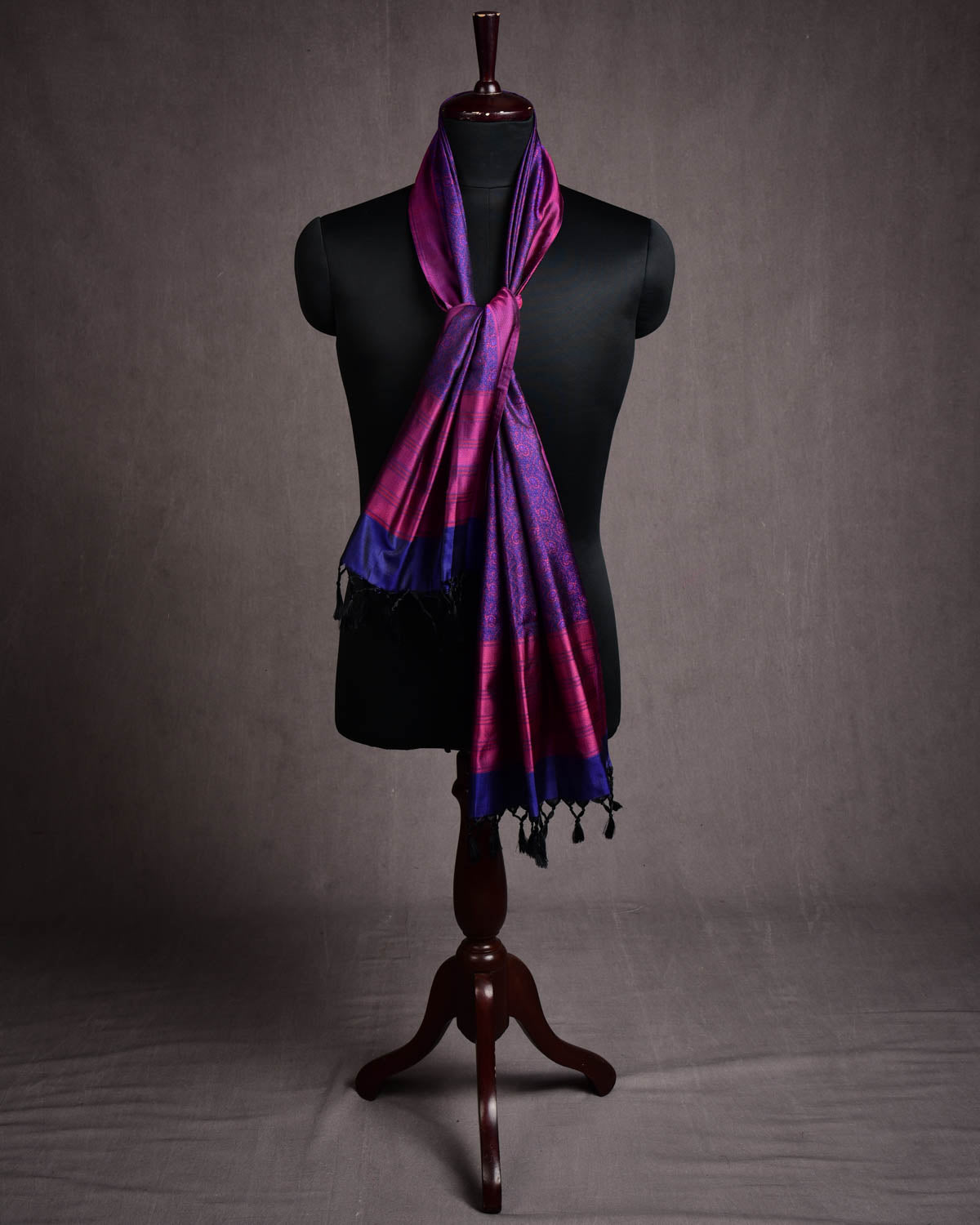 Purple Banarasi Paisley Tanchoi Handwoven Silk Scarf 80"x21"