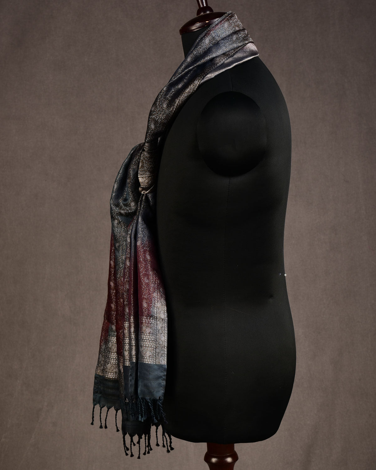 Ombre Metallic Black Tehra Paisley Satin Jamawar Handwoven Silk Unisex Scarf 76"x22"-HolyWeaves