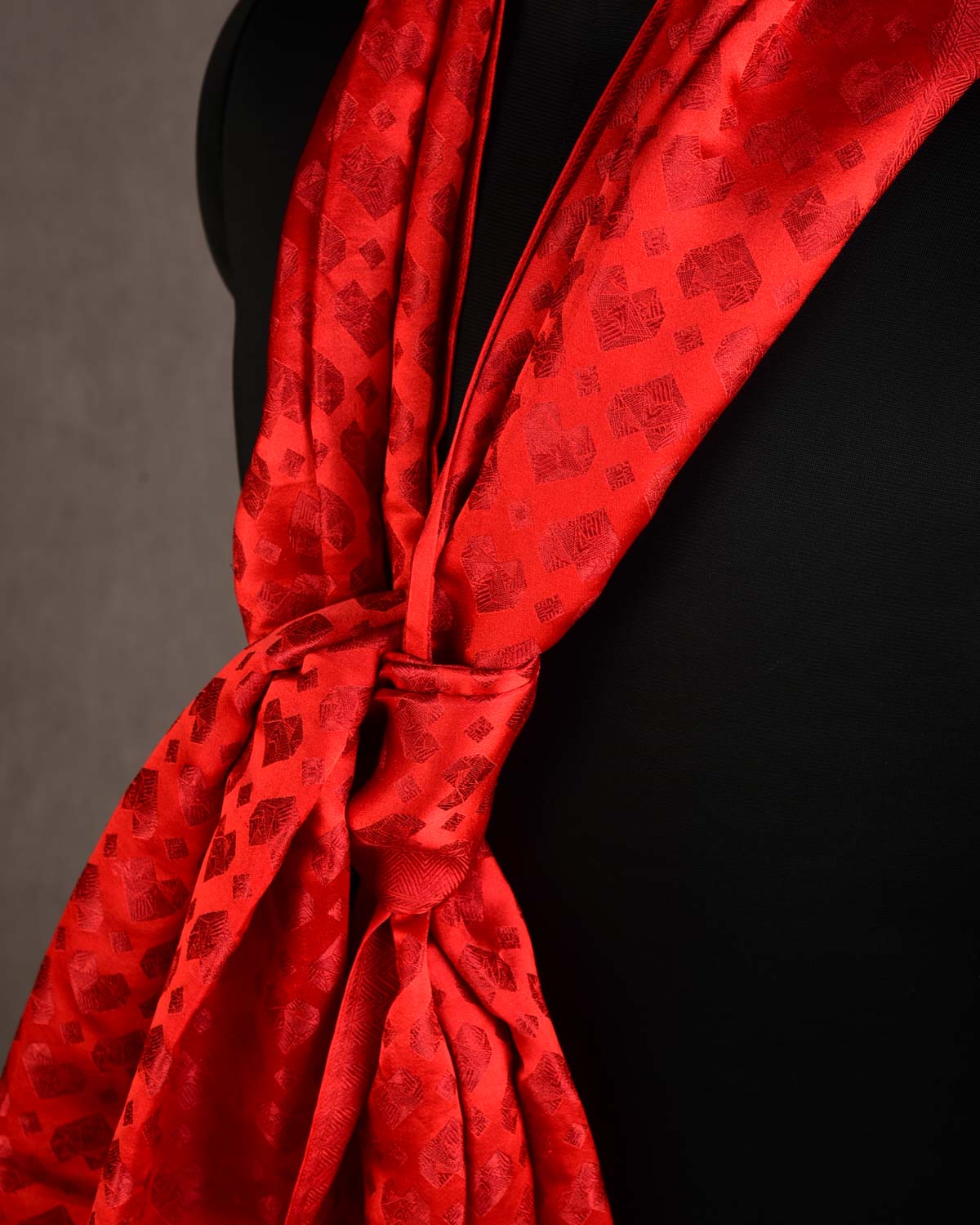 Metallic Red Diamond Hearts Satin Tanchoi Handwoven Silk Unisex Scarf 80"x22"-HolyWeaves
