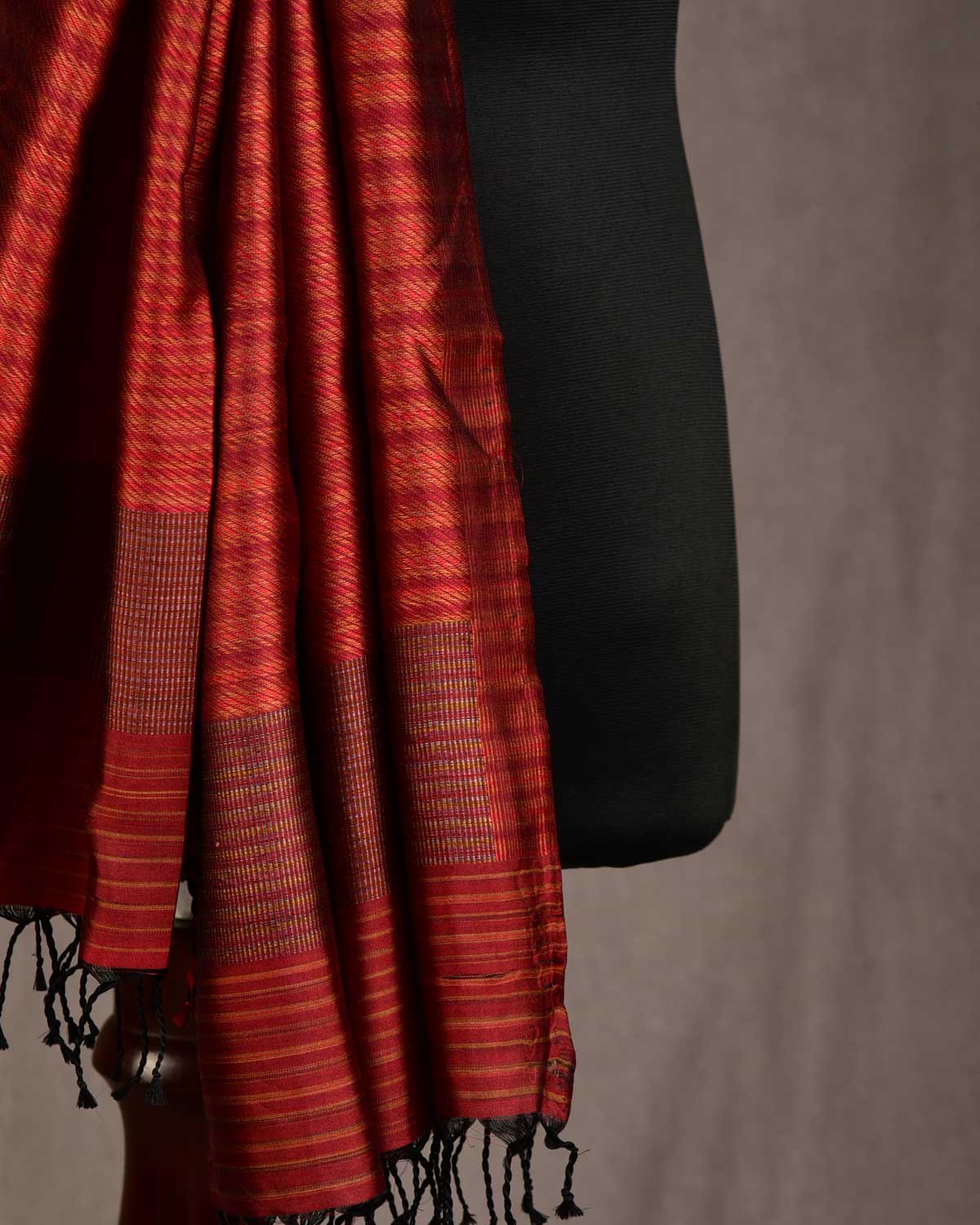 Variegated Maroon Houndstooth Tanchoi Handwoven Silk Unisex Scarf 80"x22"-HolyWeaves