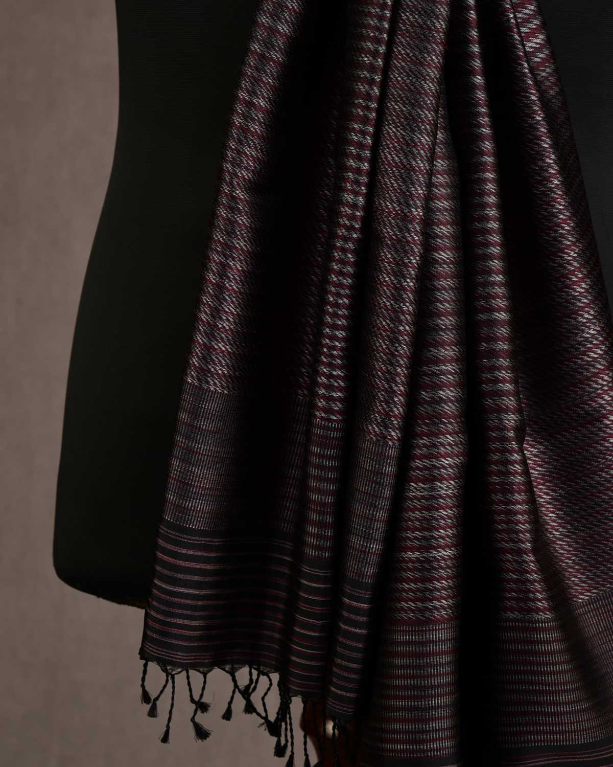 Variegated Black Houndstooth Tanchoi Handwoven Silk Unisex Scarf 80"x22"-HolyWeaves