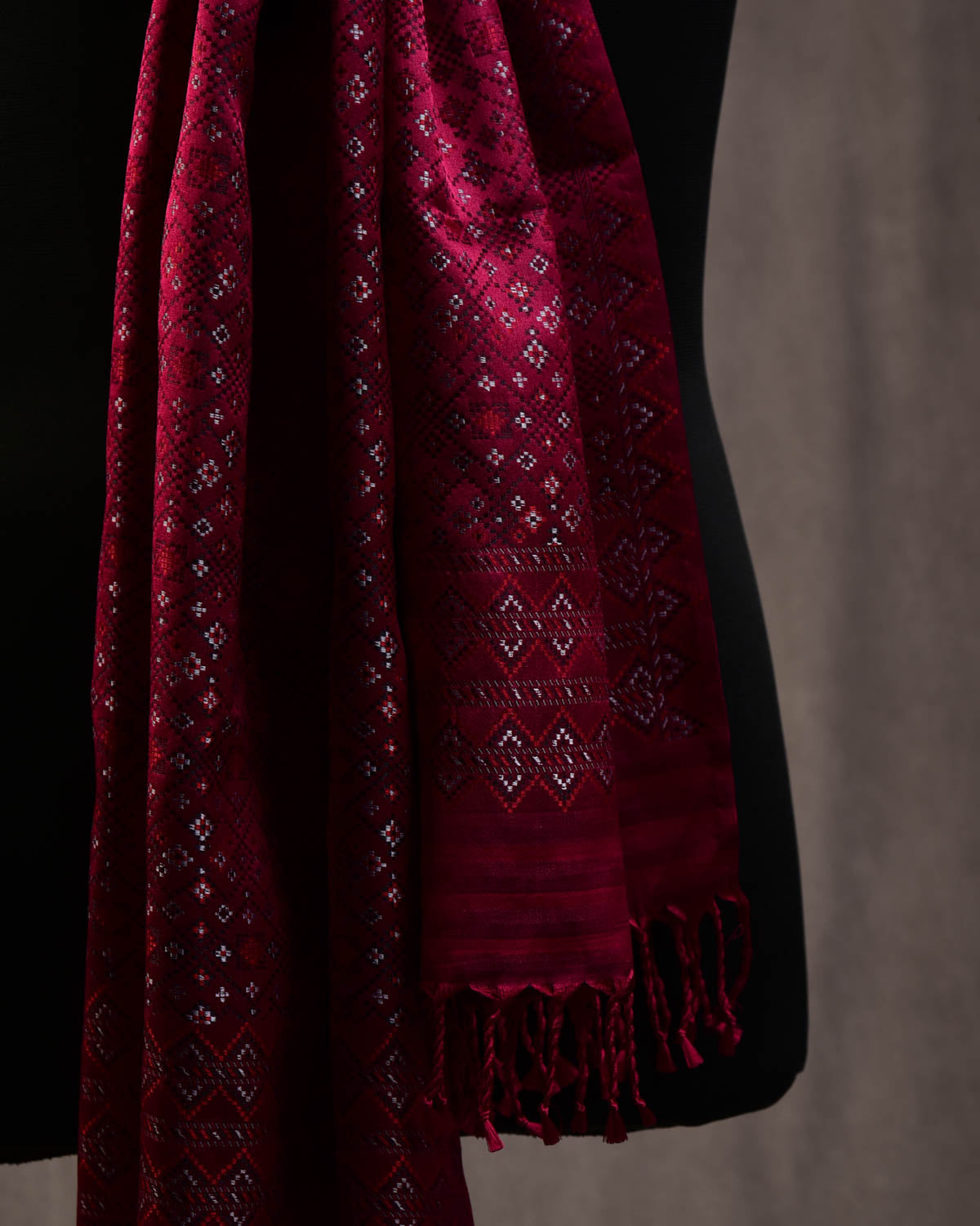 Burgundy Black Silver Red Dotted Jamawar Handwoven Silk Unisex Scarf 80"x22"-HolyWeaves