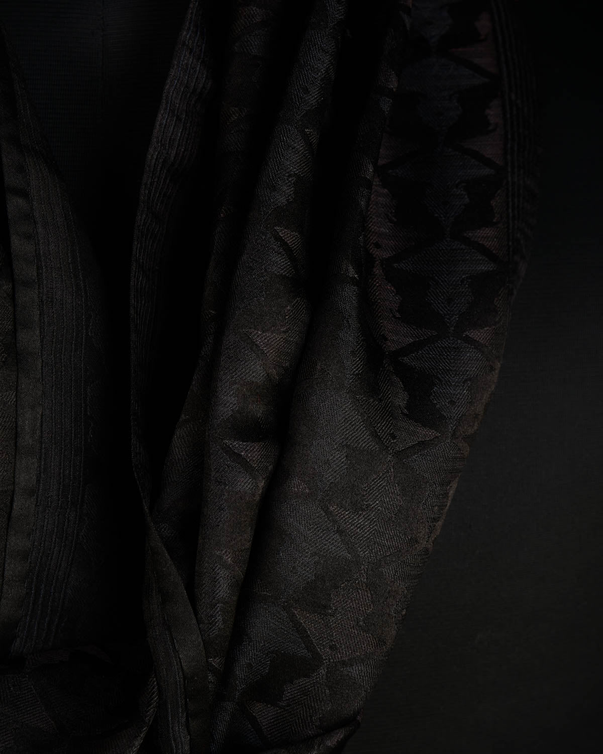 Metallic Black Buddha "Wisdom & Compassion" Tanchoi Handwoven Silk Unisex Scarf 80"x22"-HolyWeaves