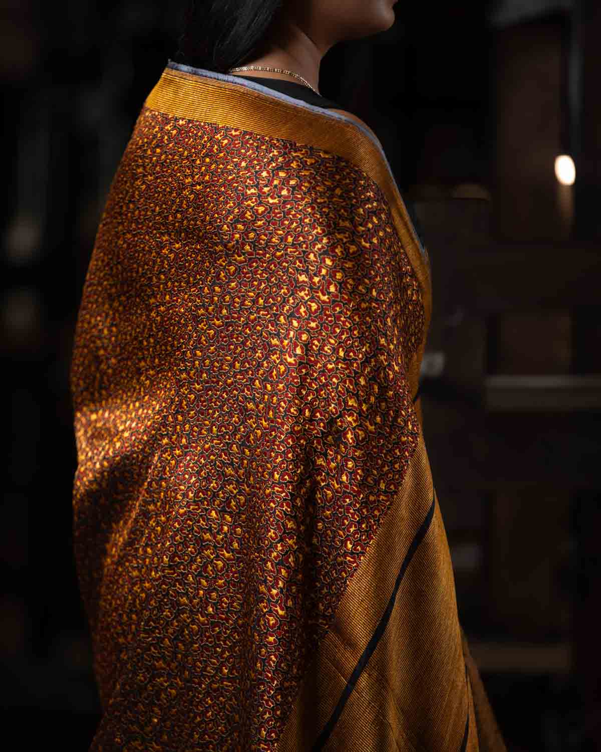 Black Banarasi Alfi Jaguar Resham Brocade Handwoven Katan Silk Saree-HolyWeaves