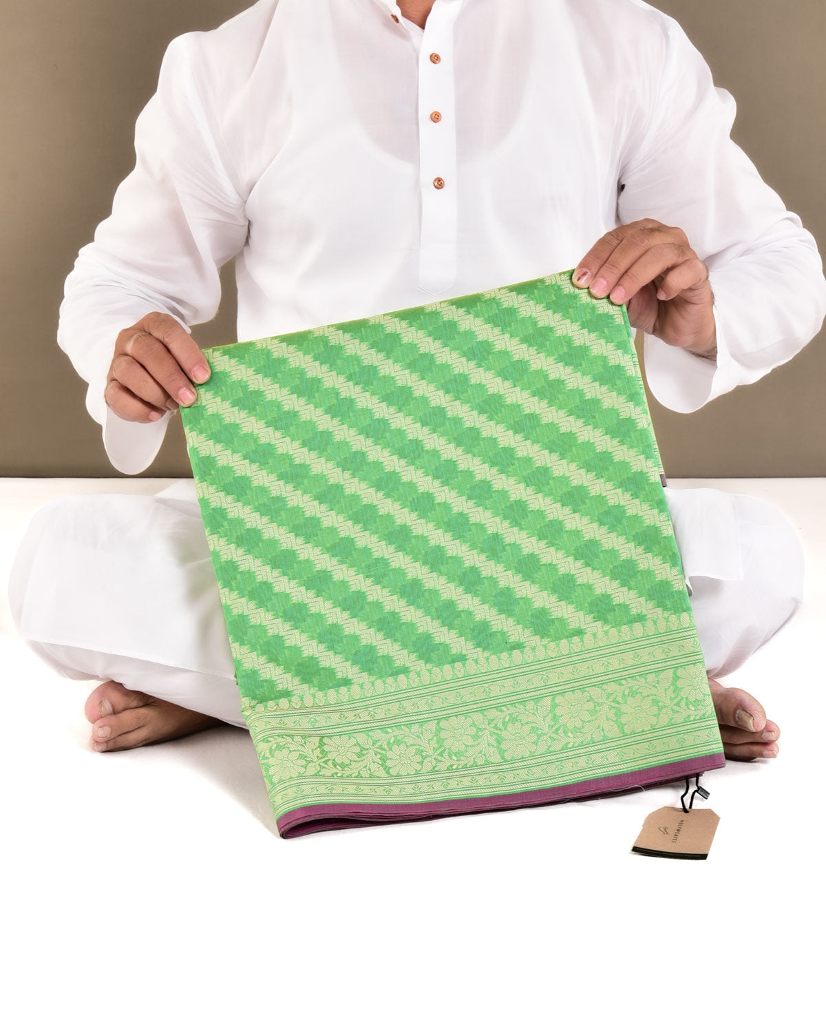 Green Banarasi Resham Diagonal Aada Cutwork Brocade Woven Art Cotton Silk Saree - By HolyWeaves, Benares