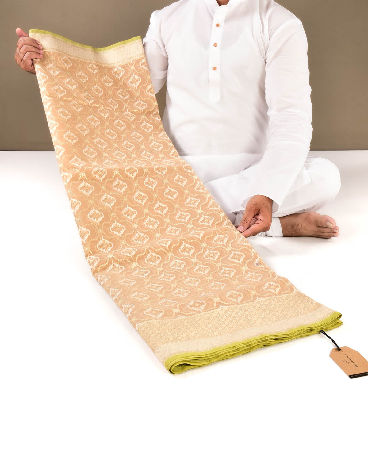 Beige Banarasi Resham & Gold Zari Moroccon Grids Cutwork Brocade Handwoven Cotton Silk Saree - By HolyWeaves, Benares