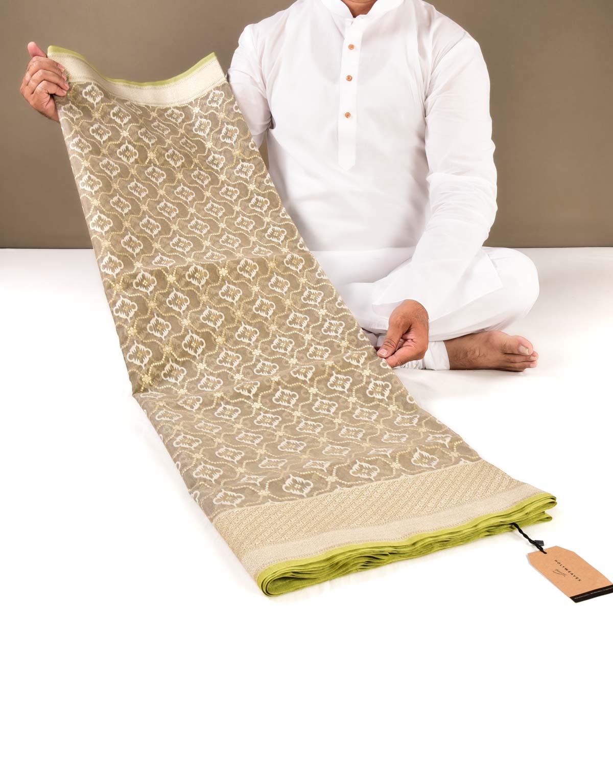 Gray Banarasi Resham & Gold Zari Moroccon Grids Cutwork Brocade Handwoven Cotton Silk Saree - By HolyWeaves, Benares