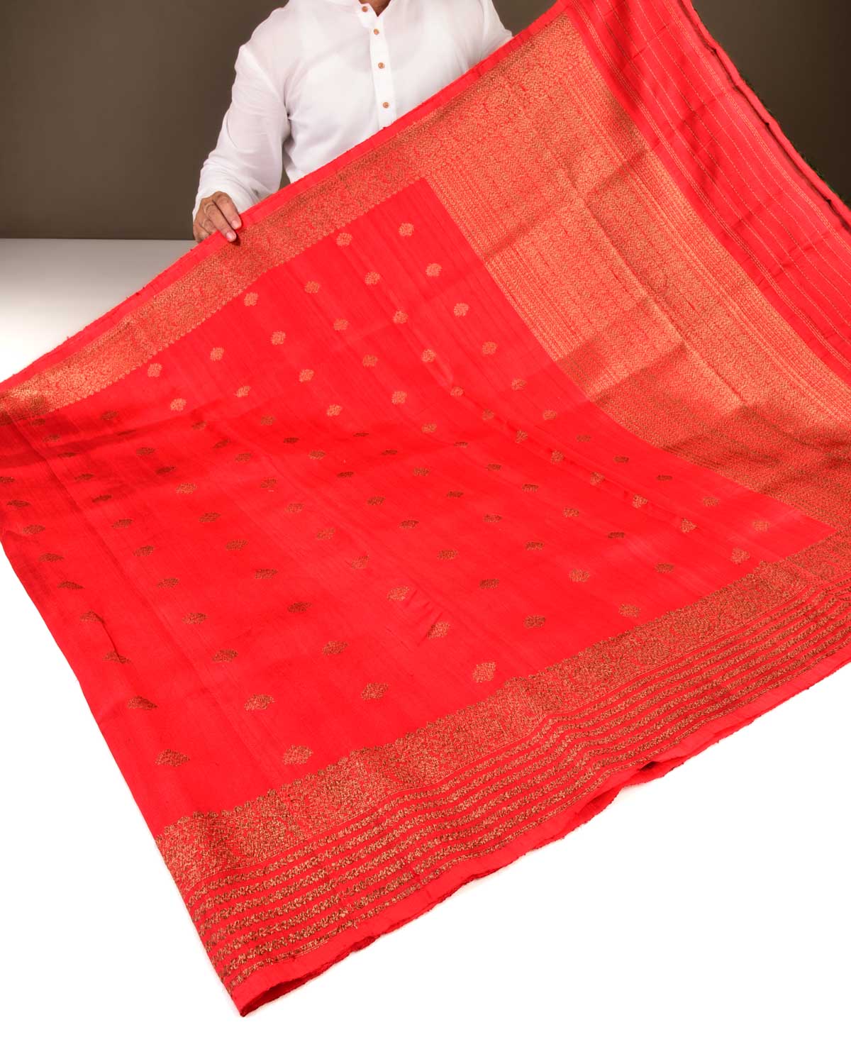 Red Banarasi Antique Zari Buti Kadhuan Brocade Handwoven Raw Silk Saree with Green Contrast Blouse-HolyWeaves