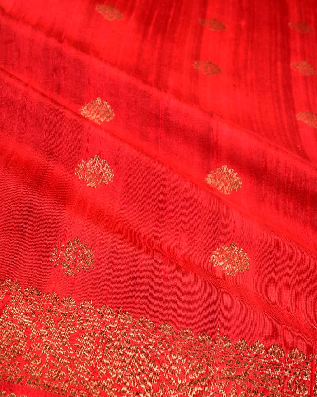 Red Banarasi Antique Zari Buti Kadhuan Brocade Handwoven Raw Silk Saree with Green Contrast Blouse-HolyWeaves