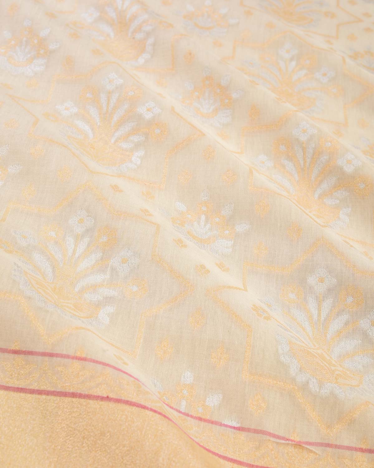 White Banarasi Ektara Sona Rupa Pauri Cutwork Brocade Handwoven Cotton Silk Saree-HolyWeaves
