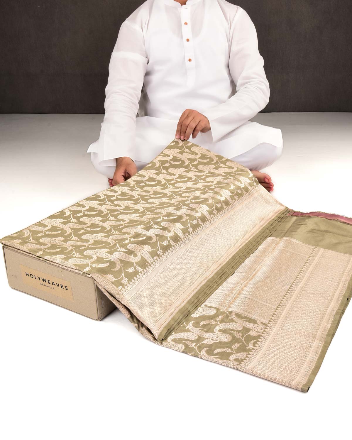 Artichoke Green Banarasi Gold Zari Paisley Jaal Cutwork Brocade Handwoven Katan Silk Saree-HolyWeaves
