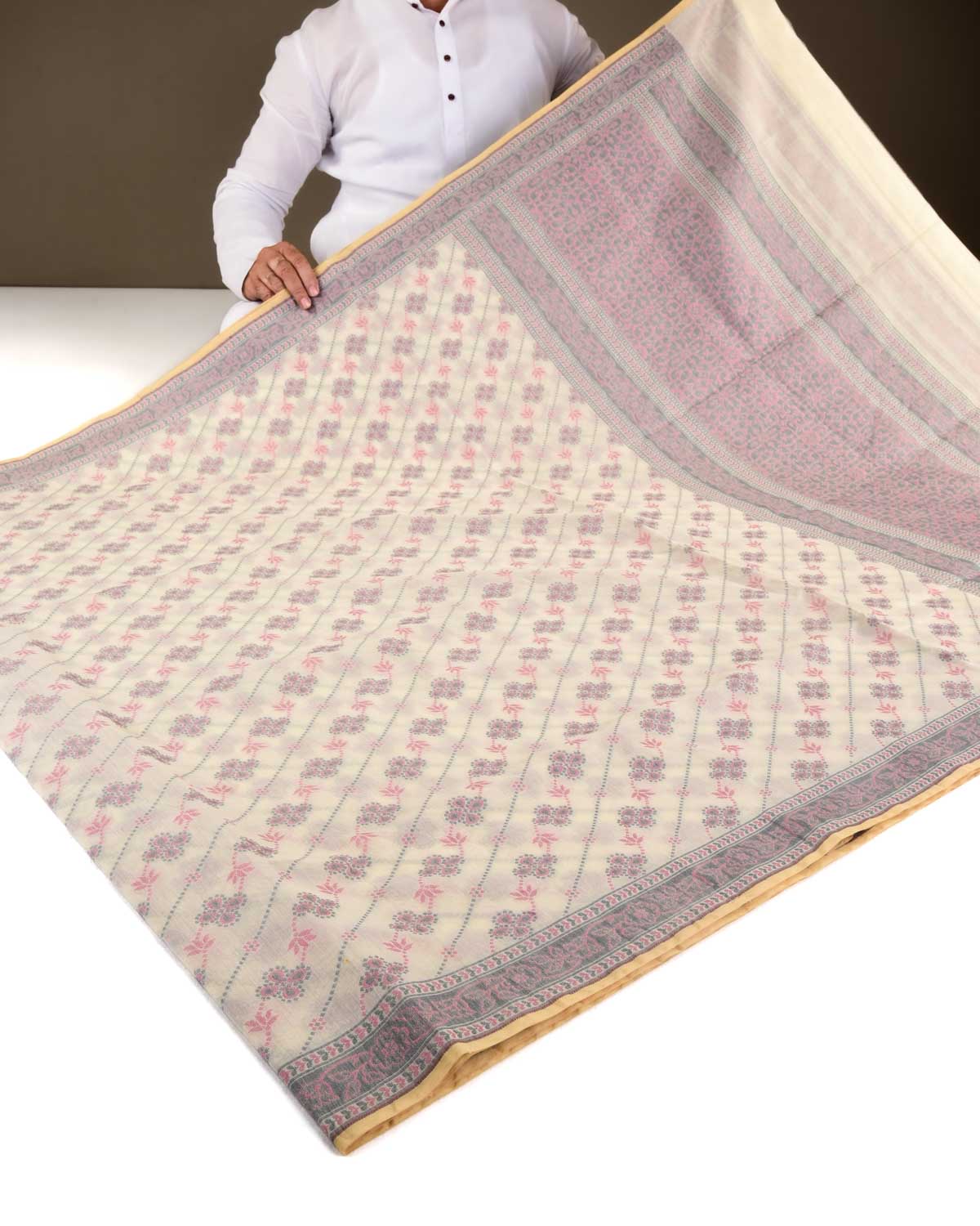 Cream Banarasi Alfi Diagonal Stripes Cutwork Brocade Woven Art Cotton Silk Saree-HolyWeaves