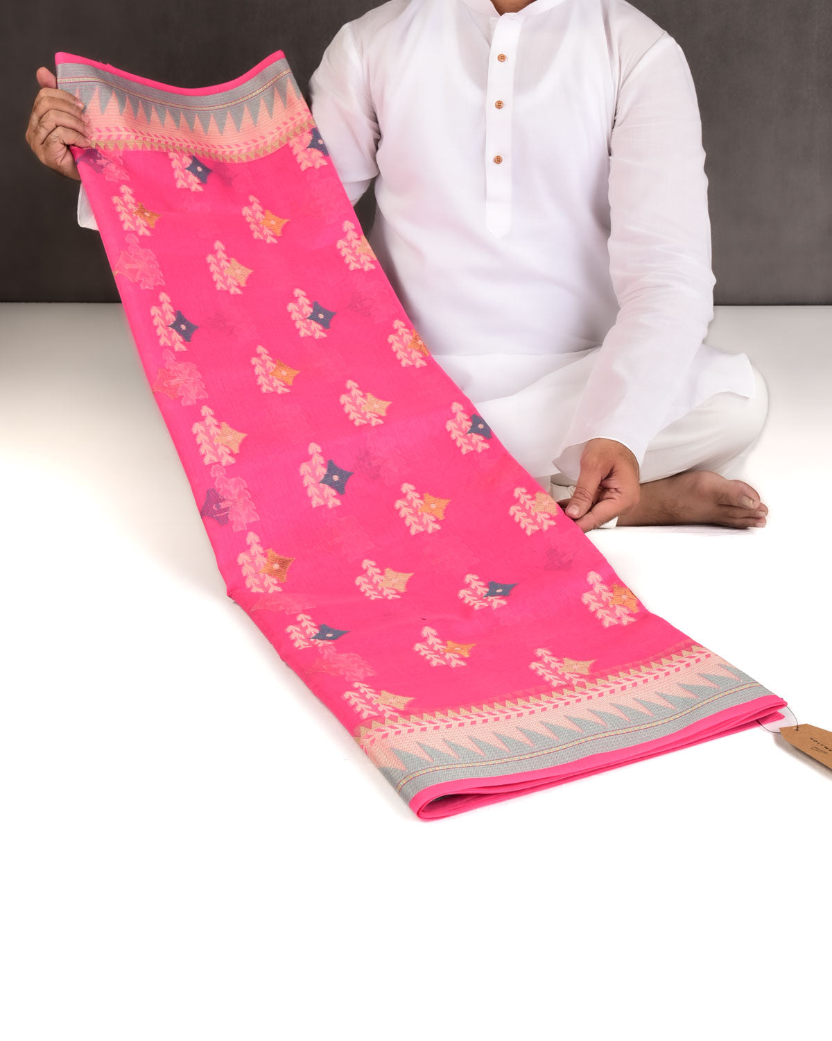 Pink Banarasi Geometric Buta Cutwork Brocade Woven Art Cotton Silk Saree-HolyWeaves