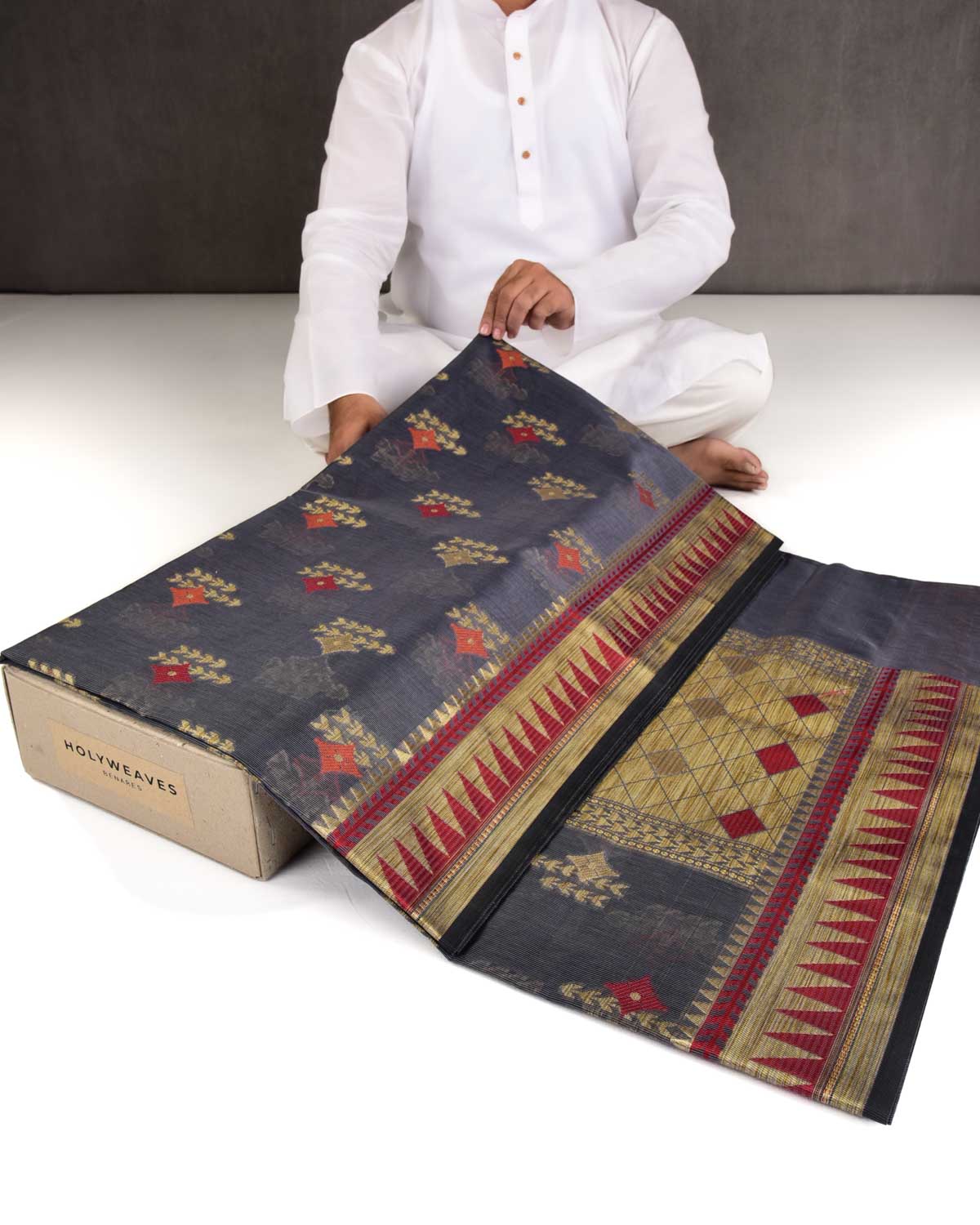 Gray Banarasi Geometric Buta Cutwork Brocade Woven Art Cotton Silk Saree-HolyWeaves